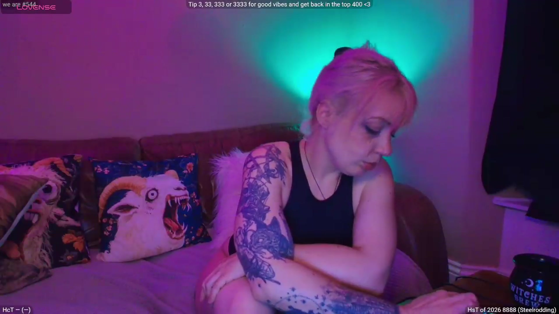 Gallery image thumbnail from LunaWolfie's myfreecams stream on, 06/25/2026, 22:35 image 5 of 20