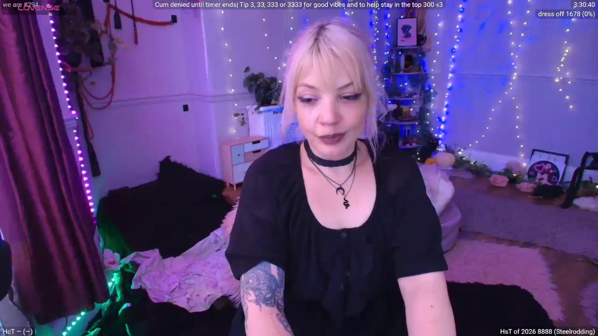 Gallery image thumbnail from LunaWolfie's myfreecams stream on, 07/07/2026, 18:12 image 3 of 20