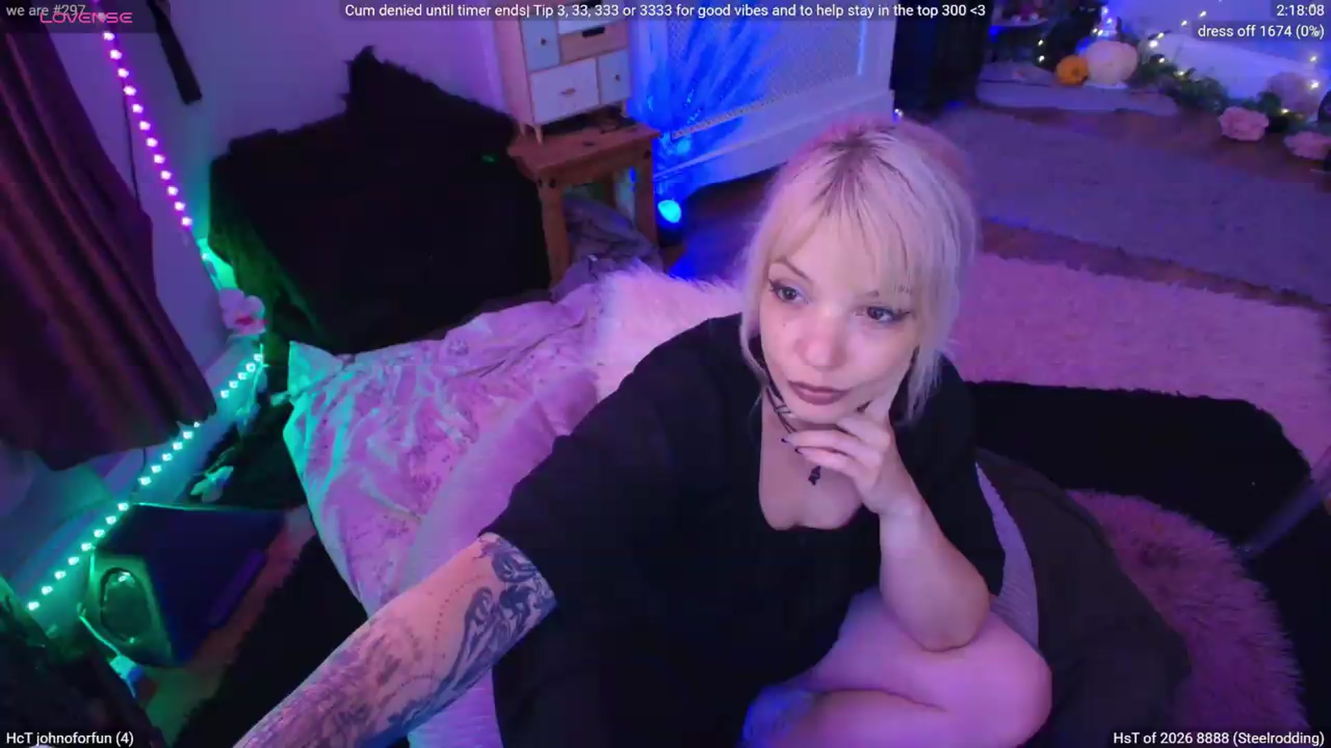 Gallery image thumbnail from LunaWolfie's myfreecams stream on, 07/07/2026, 18:37 image 14 of 20