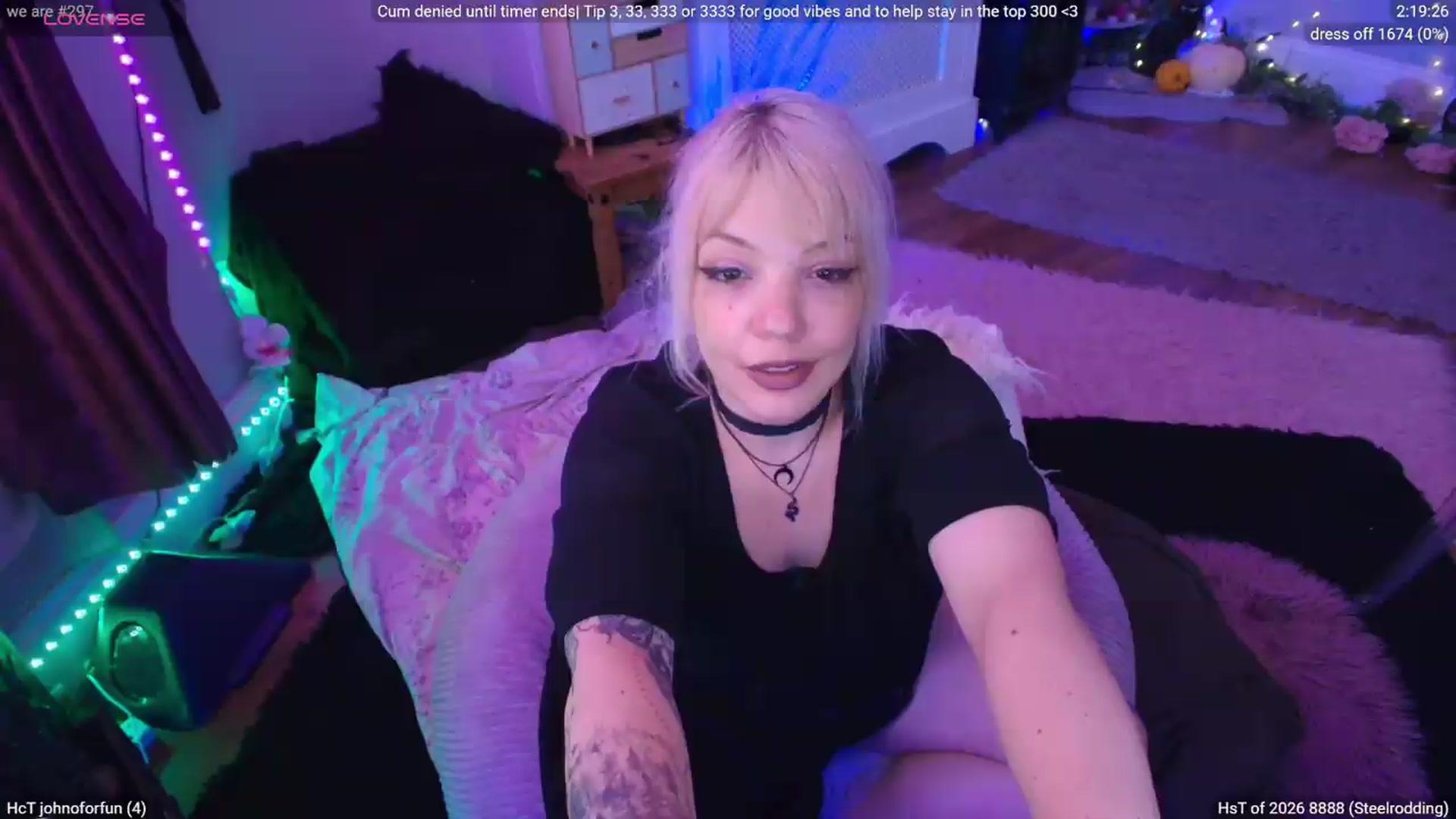 Gallery image thumbnail from LunaWolfie's myfreecams stream on, 07/07/2026, 18:37 image 12 of 20