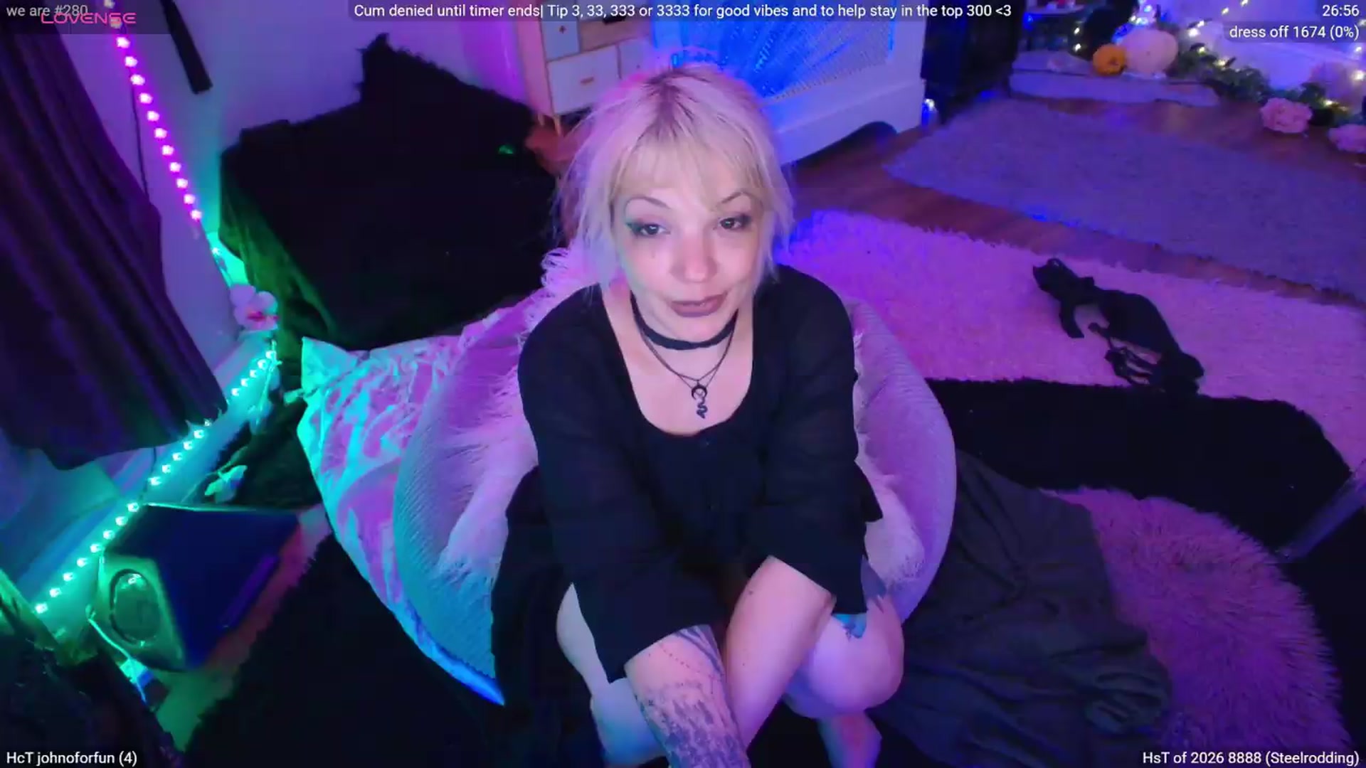 Gallery image thumbnail from LunaWolfie's myfreecams stream on, 07/07/2026, 21:10 image 5 of 20
