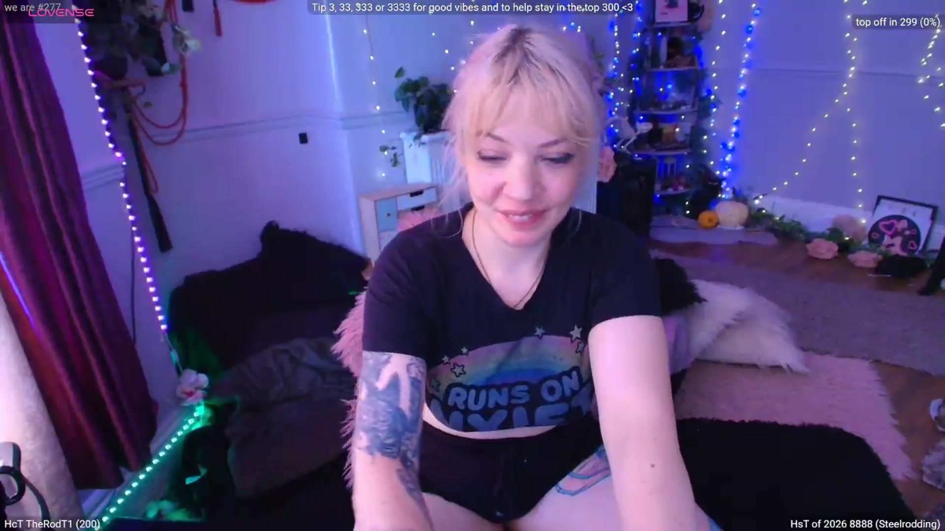 Gallery image thumbnail from LunaWolfie's myfreecams stream on, 07/09/2026, 13:44 image 15 of 20