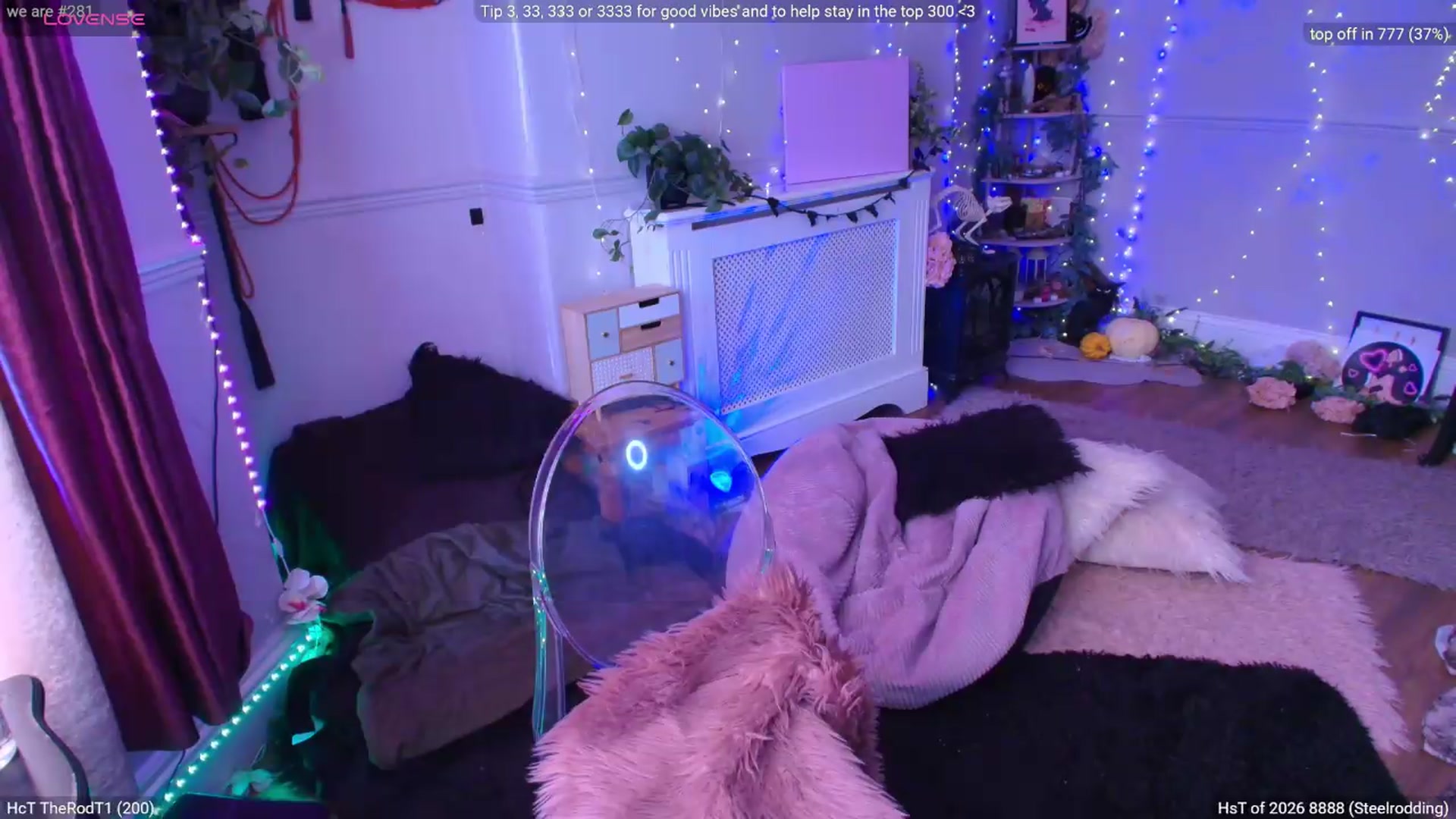Gallery image thumbnail from LunaWolfie's myfreecams stream on, 07/09/2026, 13:44 image 6 of 20