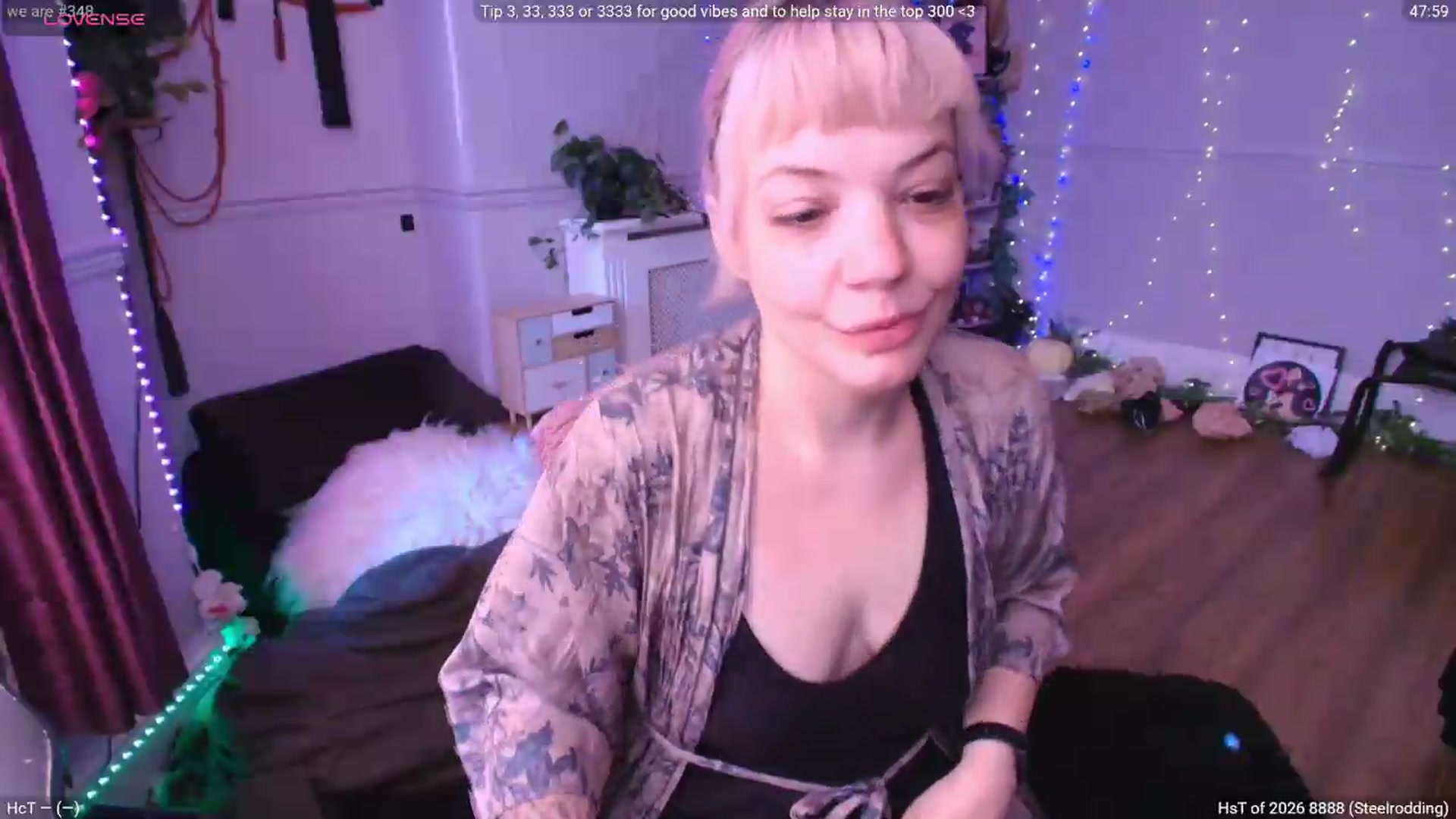 Gallery image thumbnail from LunaWolfie's myfreecams stream on, 07/18/2026, 11:31 image 2 of 20