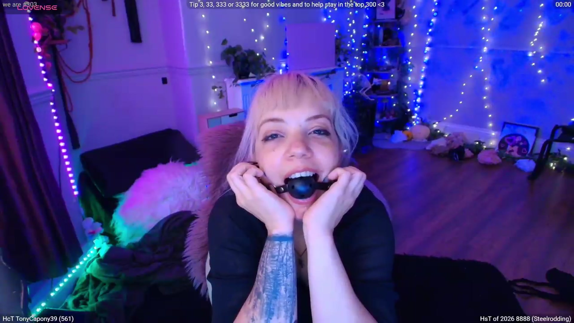 Gallery image thumbnail from LunaWolfie's myfreecams stream on, 07/18/2026, 19:34 image 17 of 20