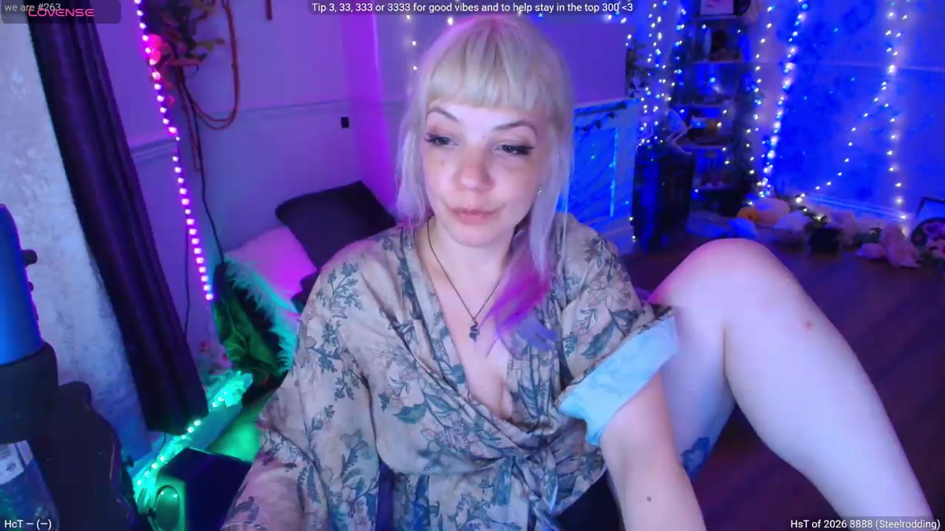 Gallery image thumbnail from LunaWolfie's myfreecams stream on, 07/21/2026, 22:43 image 5 of 20