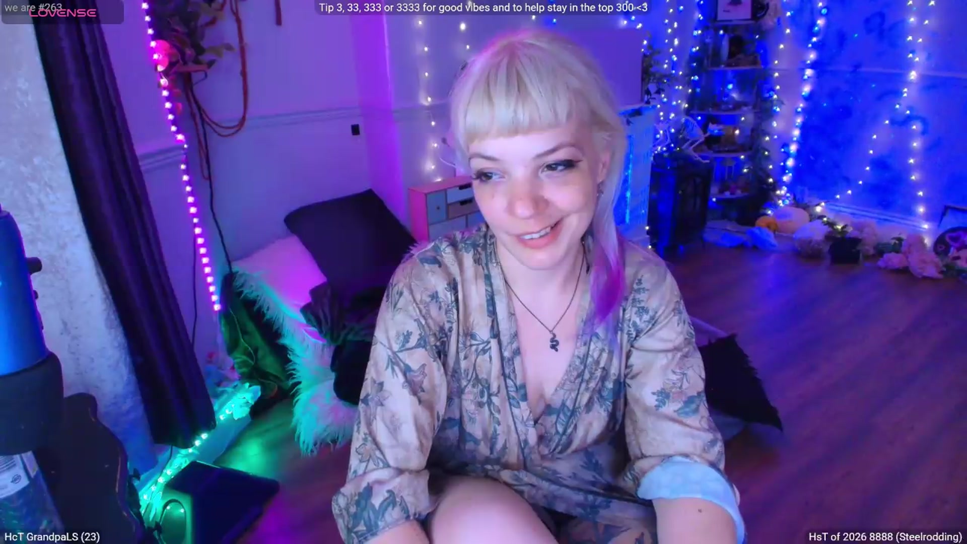 Gallery image thumbnail from LunaWolfie's myfreecams stream on, 07/21/2026, 22:43 image 14 of 20
