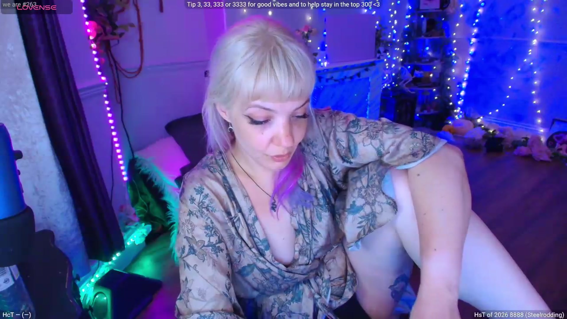 Gallery image thumbnail from LunaWolfie's myfreecams stream on, 07/21/2026, 22:43 image 6 of 20