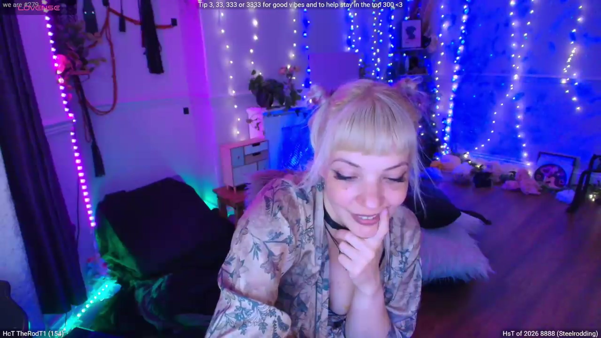 Gallery image thumbnail from LunaWolfie's myfreecams stream on, 07/23/2026, 20:39 image 11 of 20