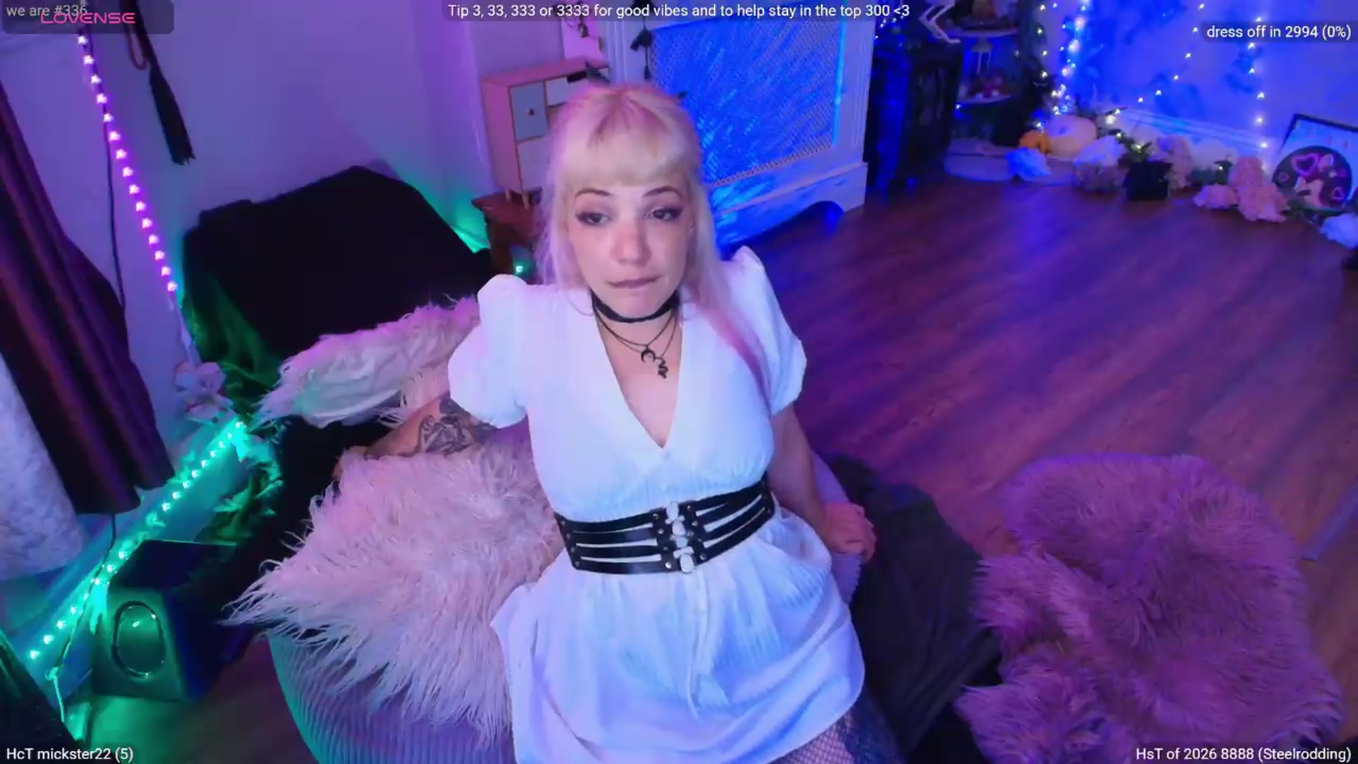 Gallery image thumbnail from LunaWolfie's myfreecams stream on, 07/27/2026, 17:35 image 11 of 20