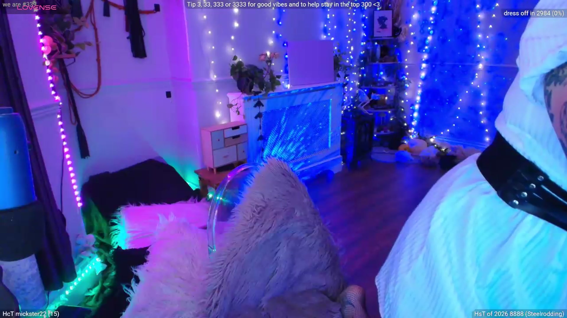 Gallery image thumbnail from LunaWolfie's myfreecams stream on, 07/27/2026, 19:49 image 2 of 20