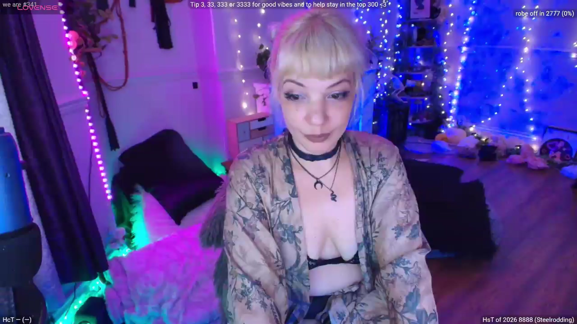 Gallery image thumbnail from LunaWolfie's myfreecams stream on, 07/28/2026, 21:48 image 1 of 20