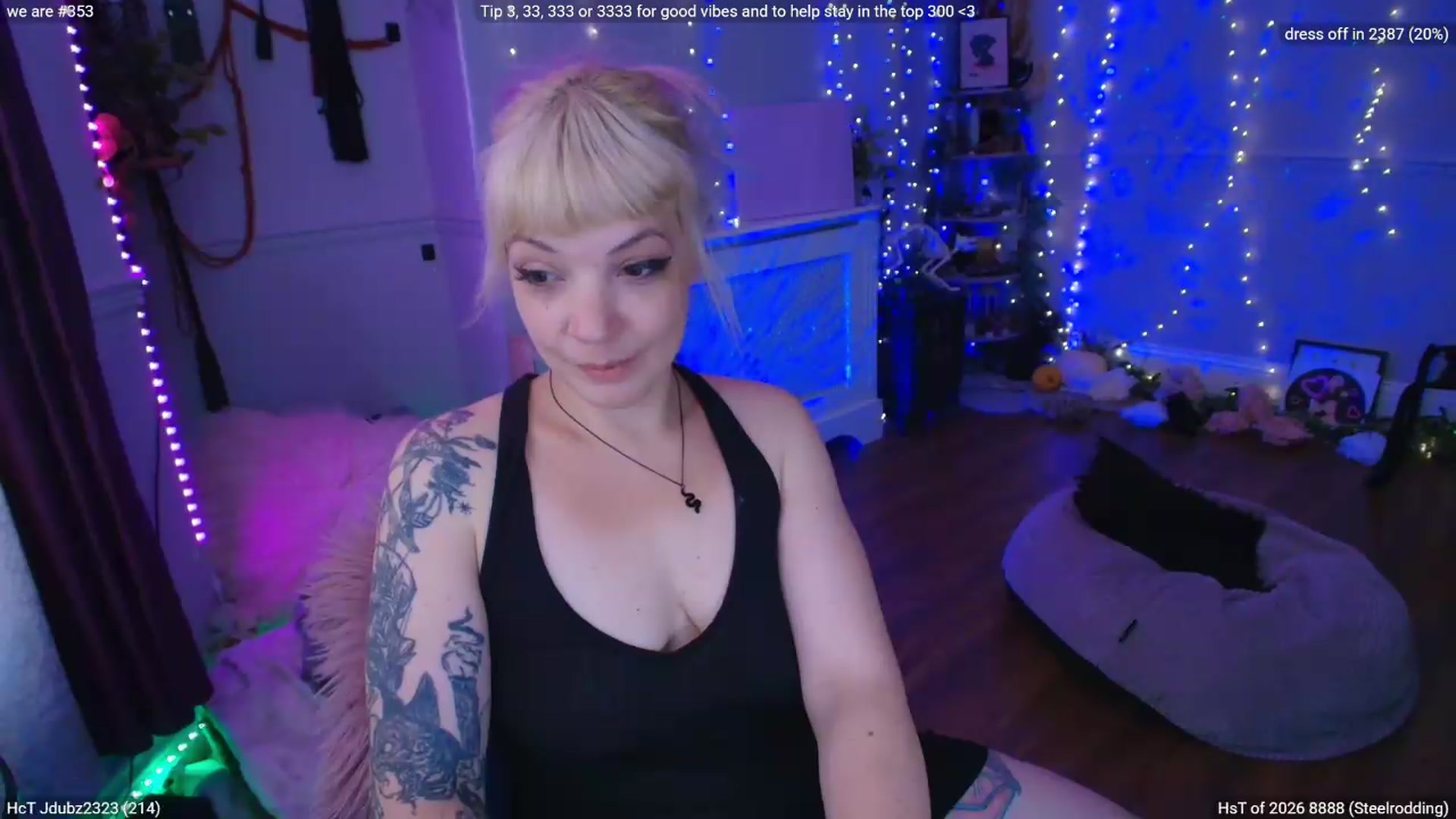Gallery image thumbnail from LunaWolfie's myfreecams stream on, 07/31/2026, 18:36 image 11 of 20