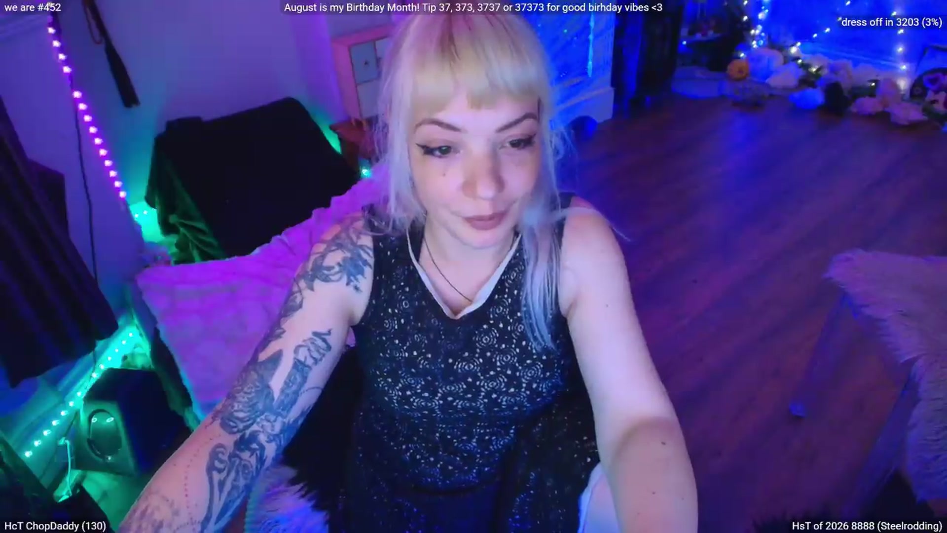 Gallery image thumbnail from LunaWolfie's myfreecams stream on, 08/03/2026, 21:06 image 18 of 20
