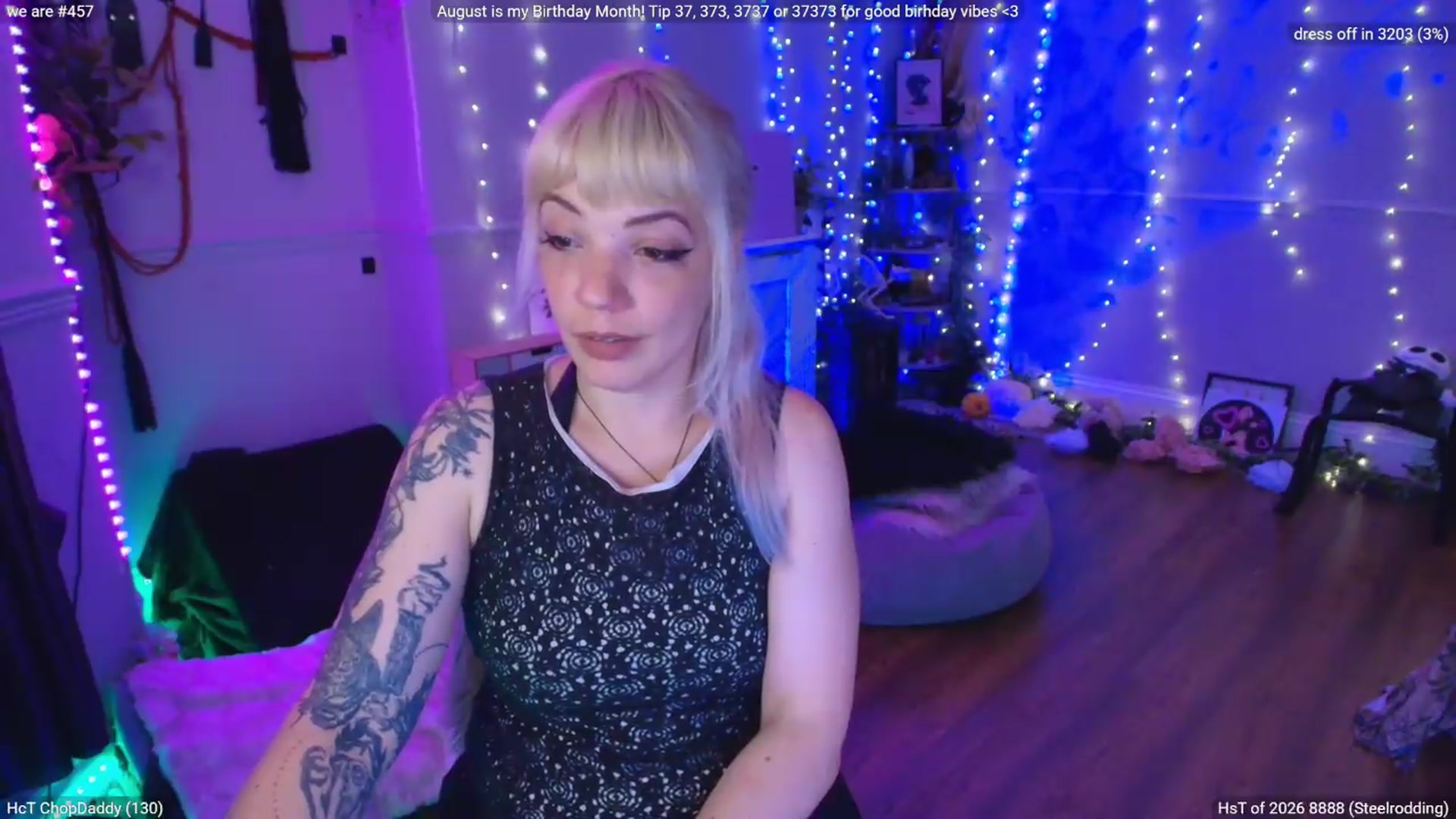 Gallery image thumbnail from LunaWolfie's myfreecams stream on, 08/03/2026, 22:22 image 2 of 20