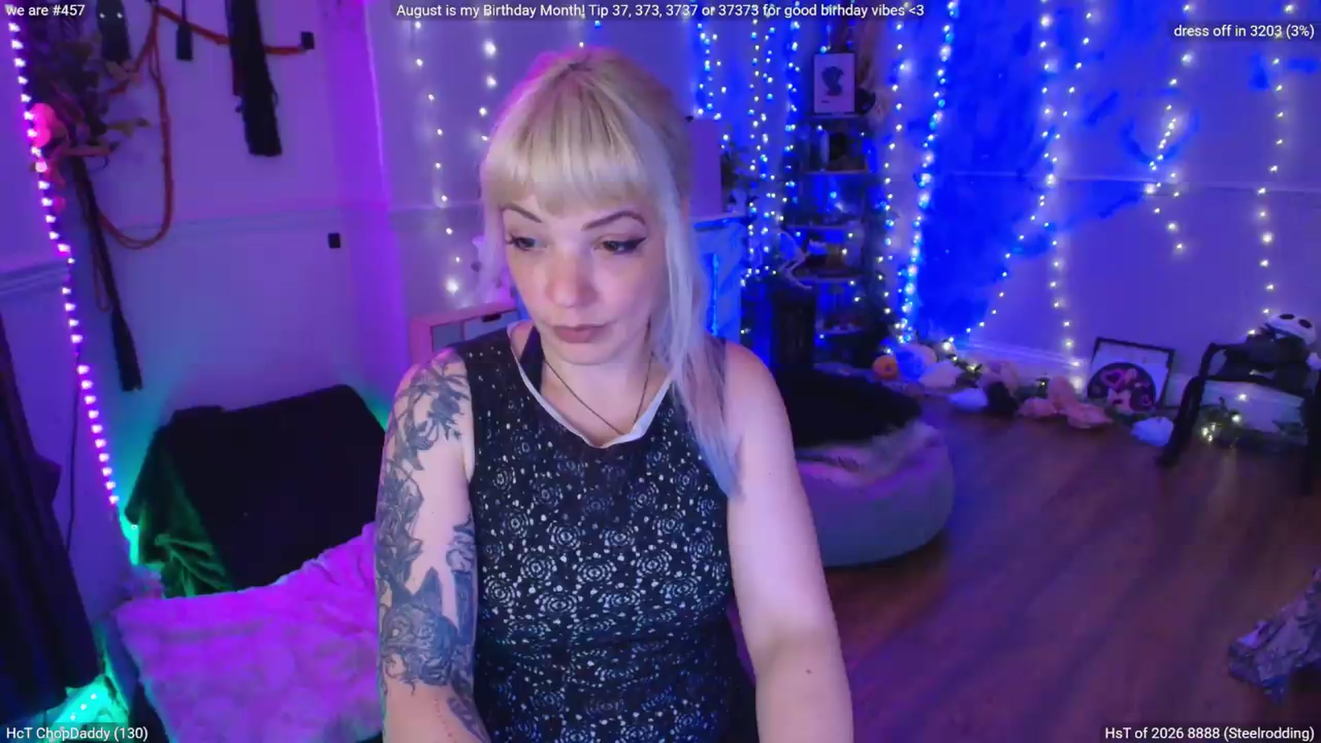 Gallery image thumbnail from LunaWolfie's myfreecams stream on, 08/03/2026, 22:22 image 1 of 20