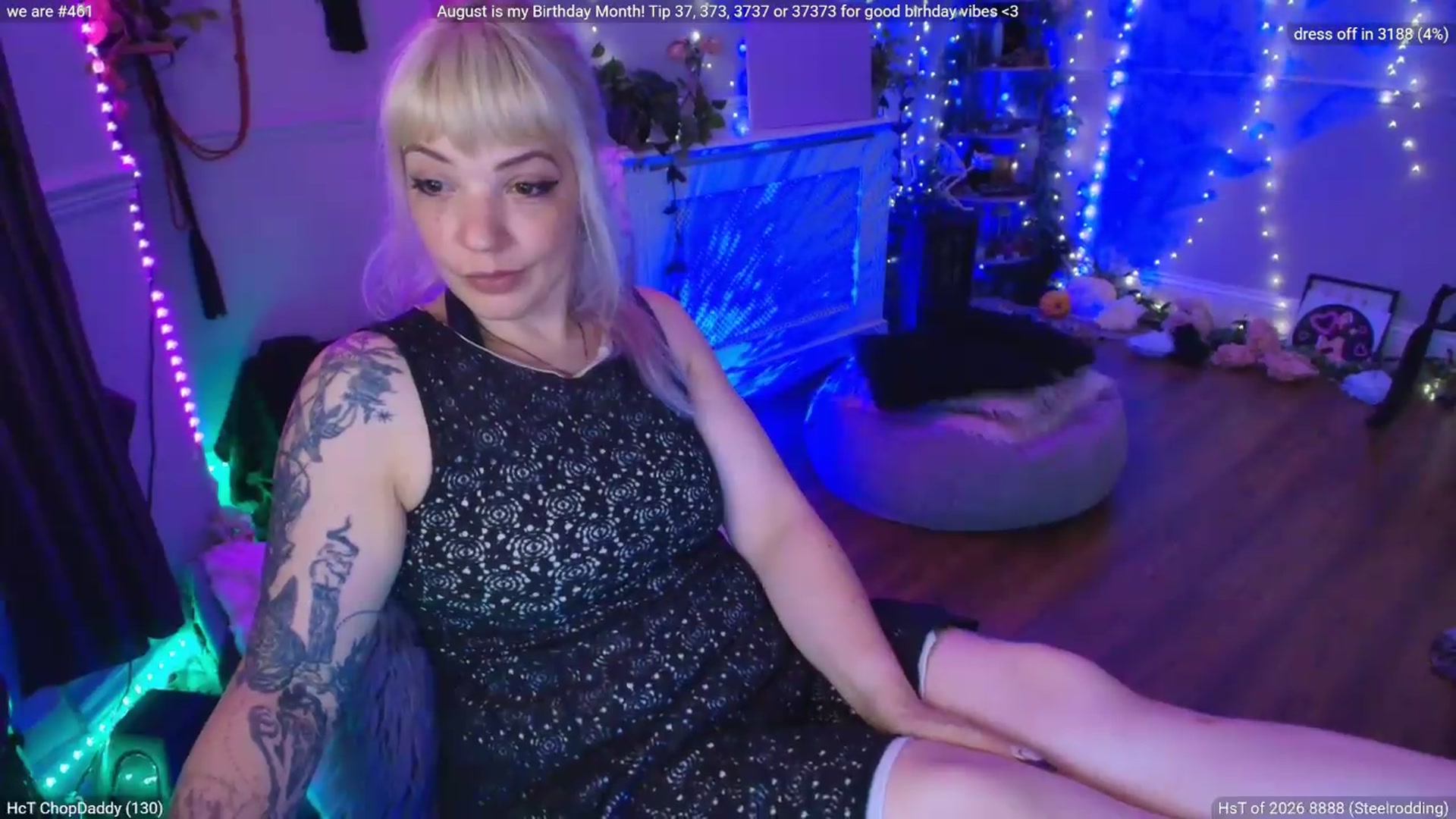 Gallery image thumbnail from LunaWolfie's myfreecams stream on, 08/03/2026, 22:22 image 9 of 20