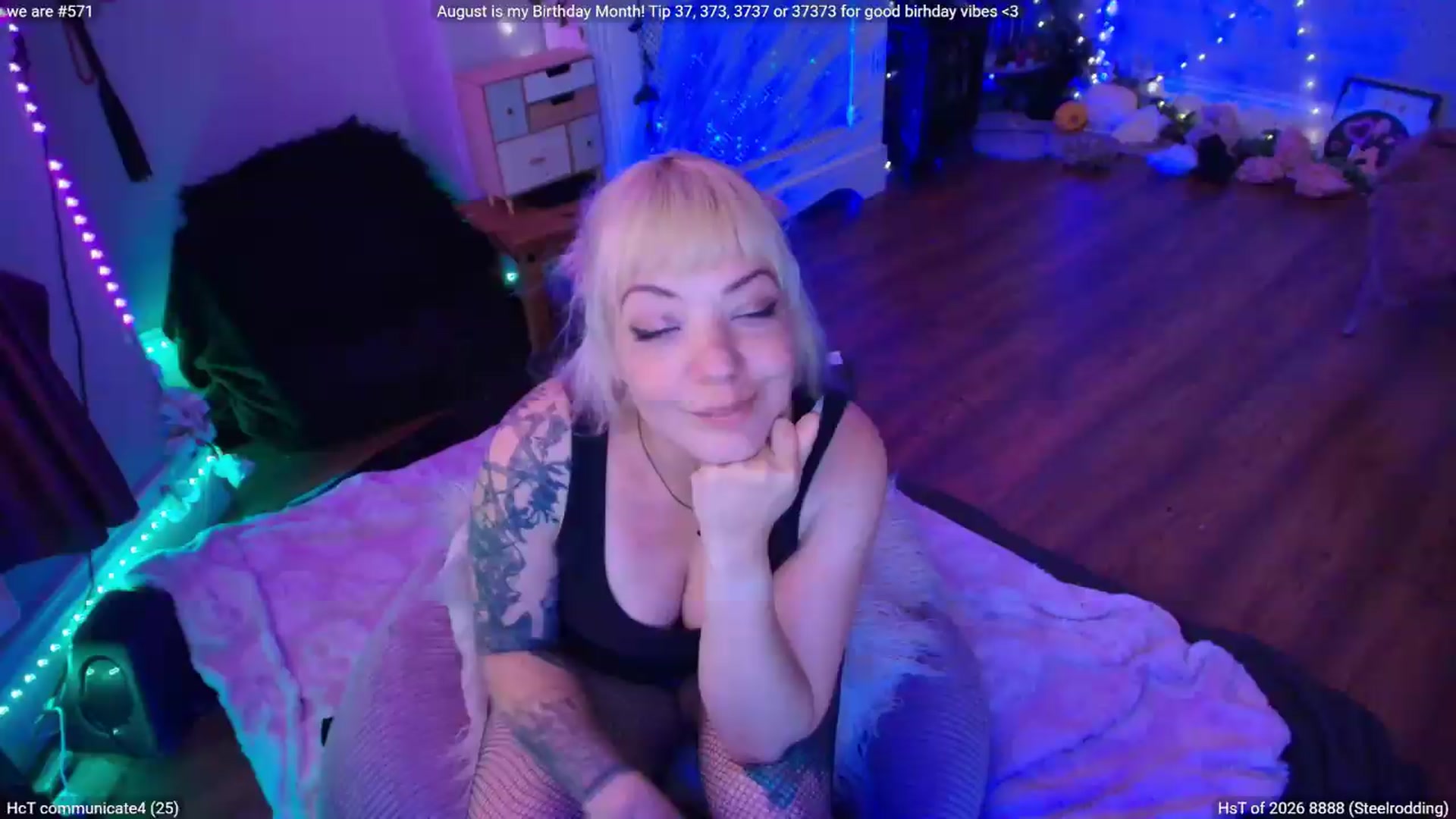 Gallery image thumbnail from LunaWolfie's myfreecams stream on, 08/04/2026, 14:31 image 1 of 20
