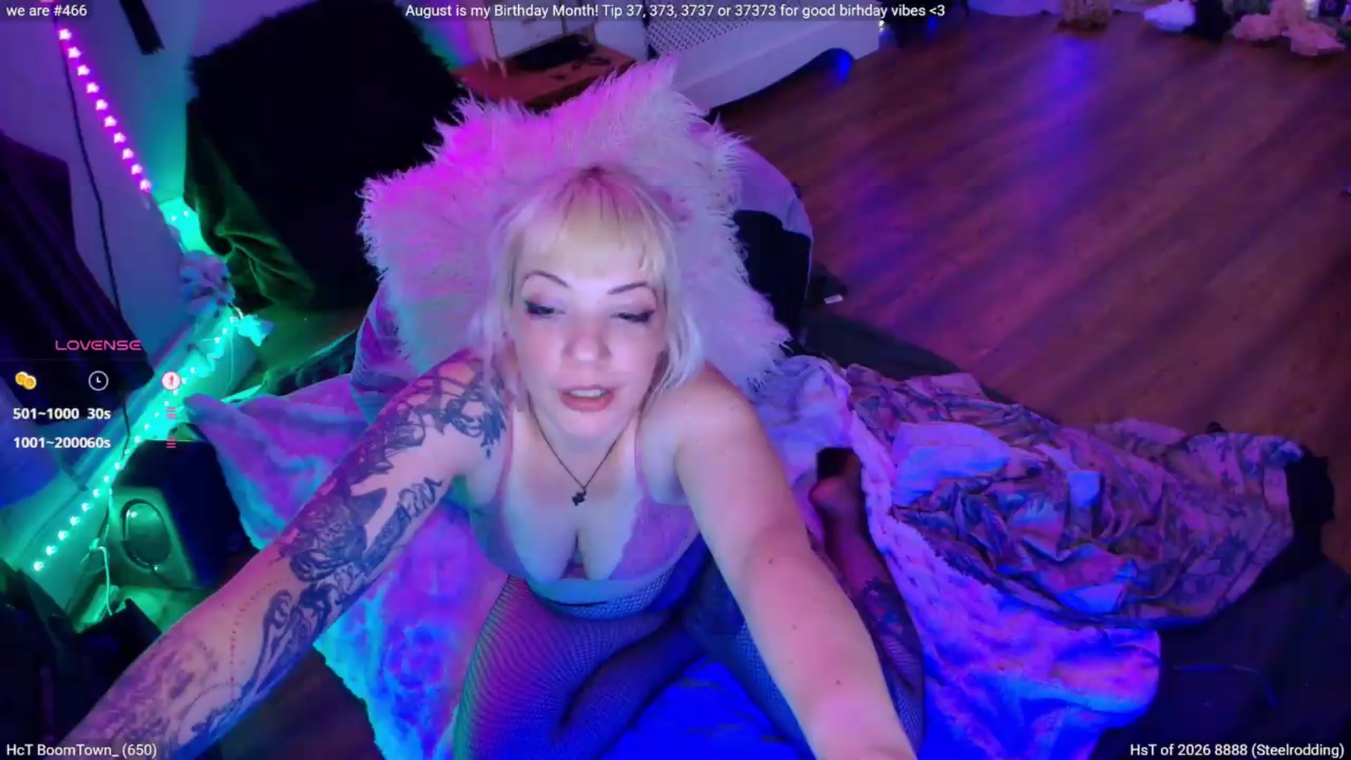 Gallery image thumbnail from LunaWolfie's myfreecams stream on, 08/04/2026, 21:28 image 20 of 20