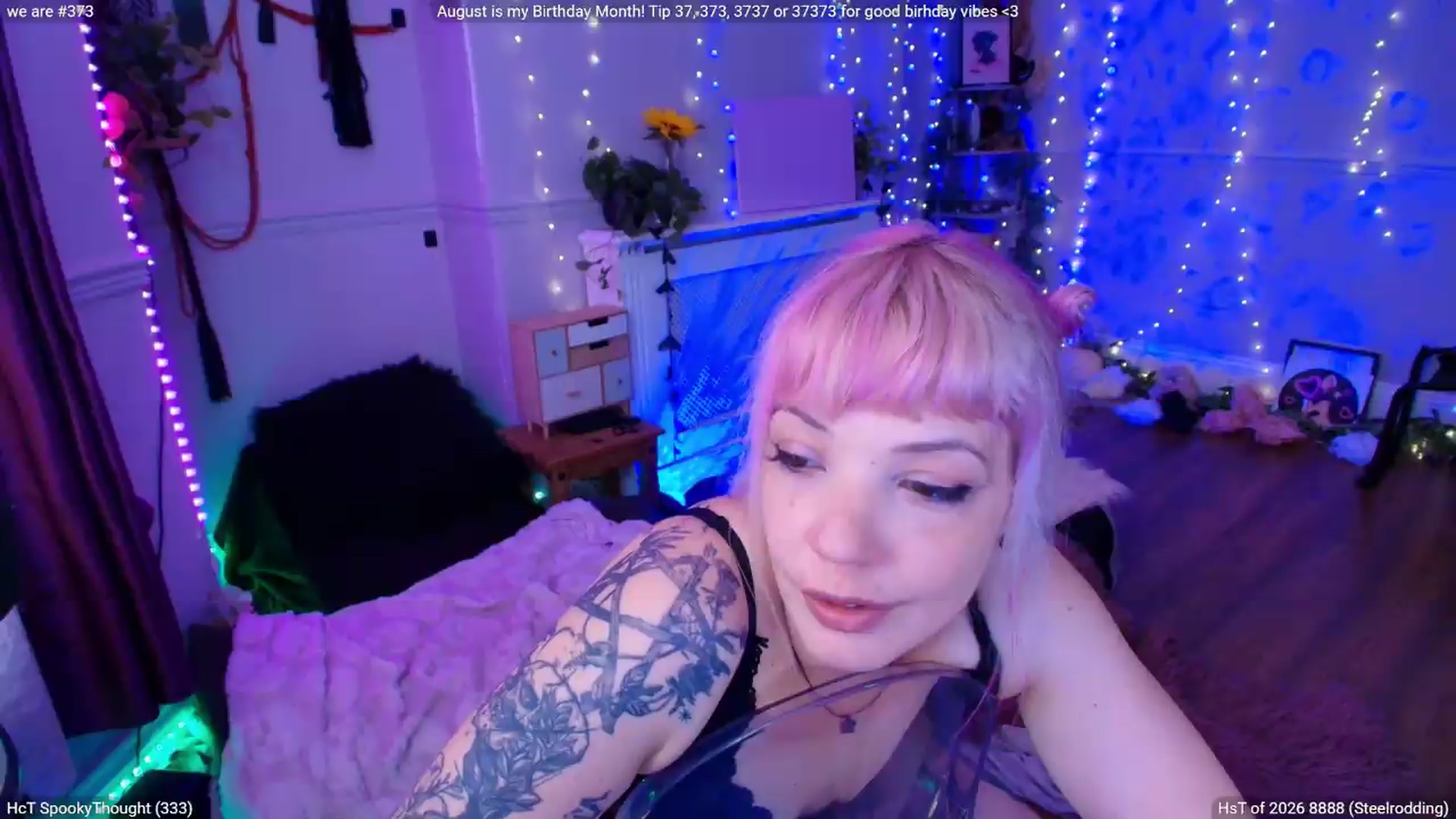Gallery image thumbnail from LunaWolfie's myfreecams stream on, 08/06/2026, 18:31 image 20 of 20