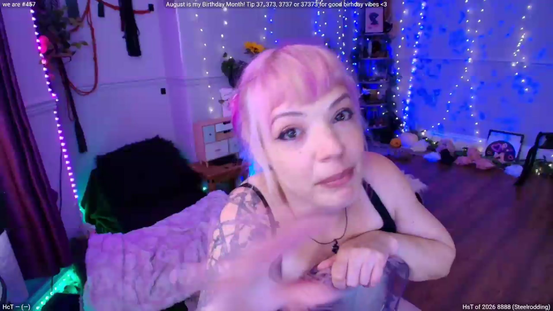Gallery image thumbnail from LunaWolfie's myfreecams stream on, 08/06/2026, 18:31 image 11 of 20