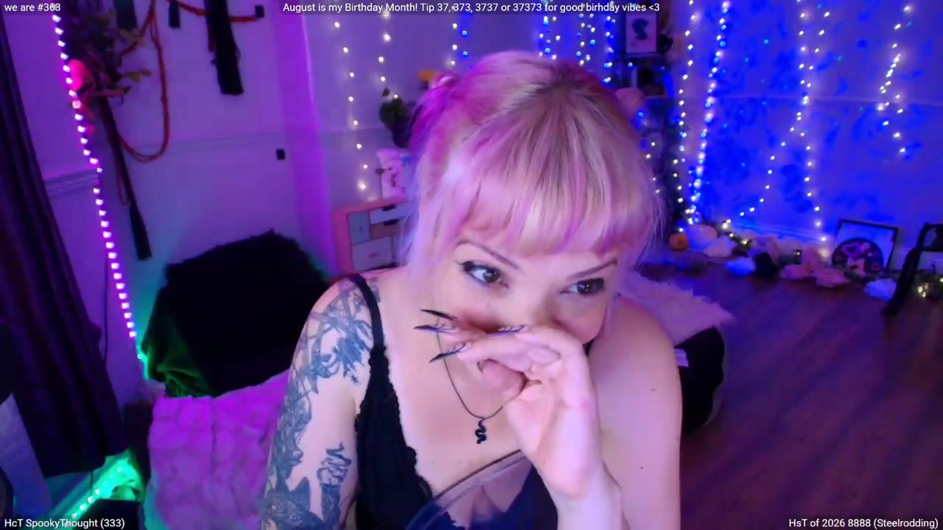 Gallery image thumbnail from LunaWolfie's myfreecams stream on, 08/06/2026, 20:56 image 4 of 20
