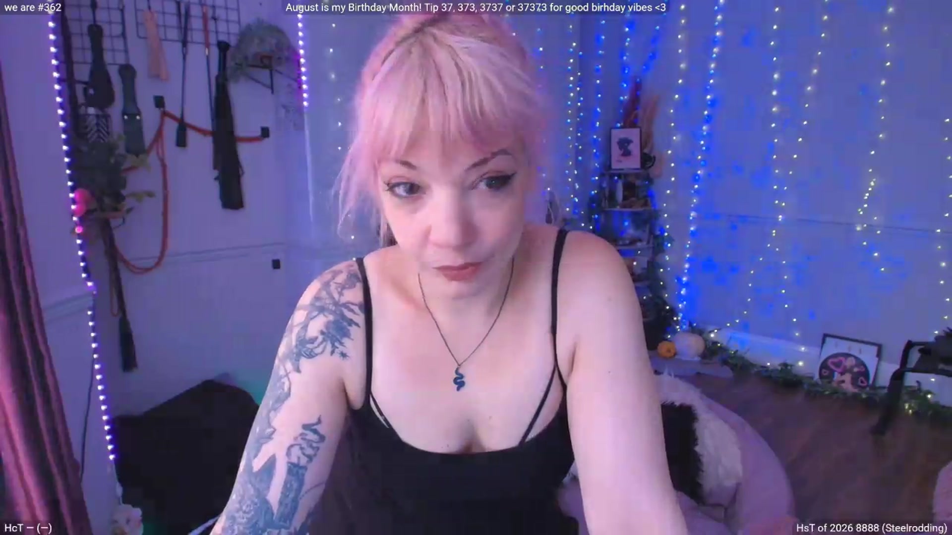 Gallery image thumbnail from LunaWolfie's myfreecams stream on, 08/09/2026, 12:32 image 14 of 20