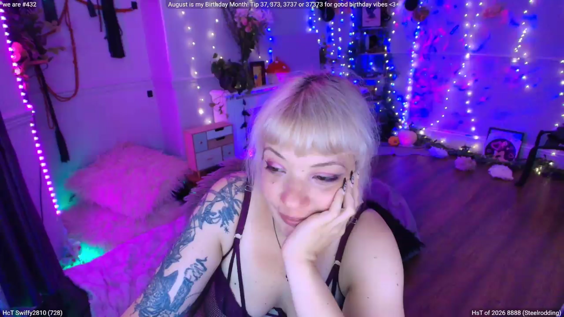 Gallery image thumbnail from LunaWolfie's myfreecams stream on, 08/17/2026, 23:45 image 17 of 20