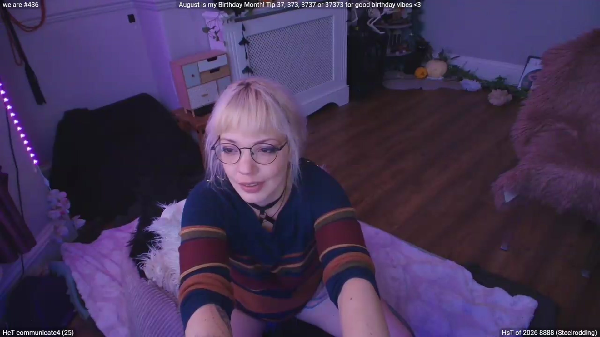 Gallery image thumbnail from LunaWolfie's myfreecams stream on, 08/21/2026, 15:37 image 16 of 20