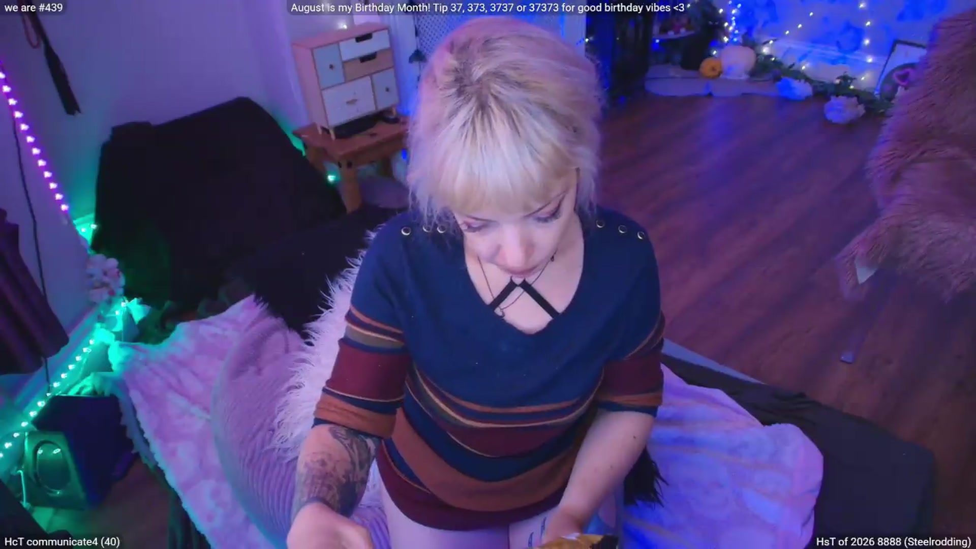 Gallery image thumbnail from LunaWolfie's myfreecams stream on, 08/21/2026, 17:09 image 15 of 20