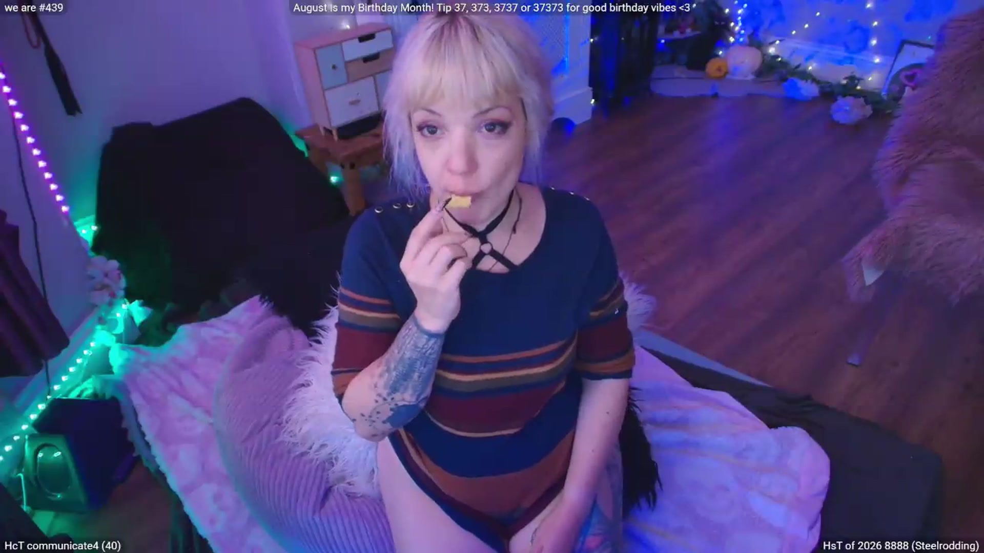 Gallery image thumbnail from LunaWolfie's myfreecams stream on, 08/21/2026, 17:09 image 16 of 20