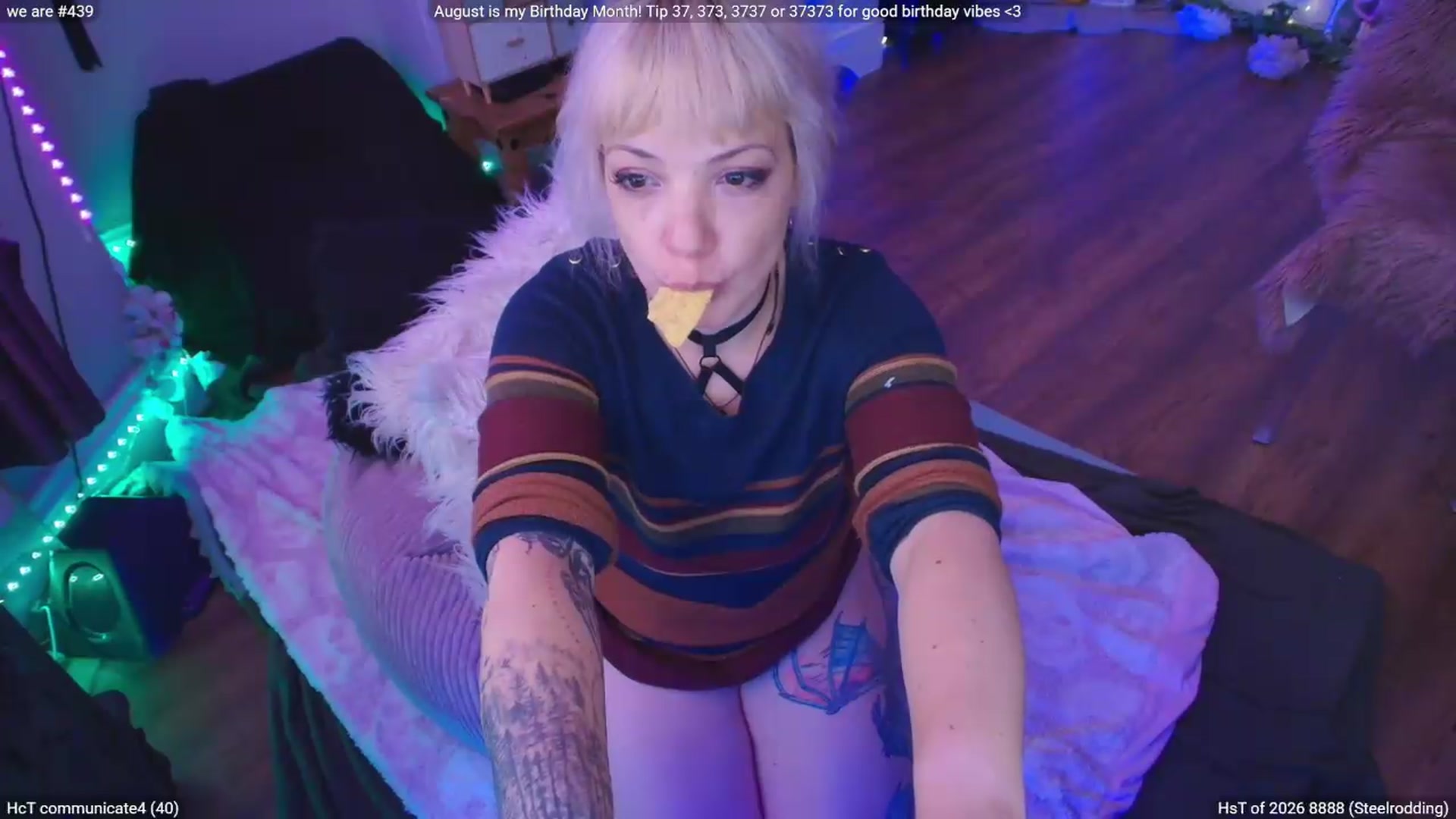 Gallery image thumbnail from LunaWolfie's myfreecams stream on, 08/21/2026, 17:09 image 13 of 20