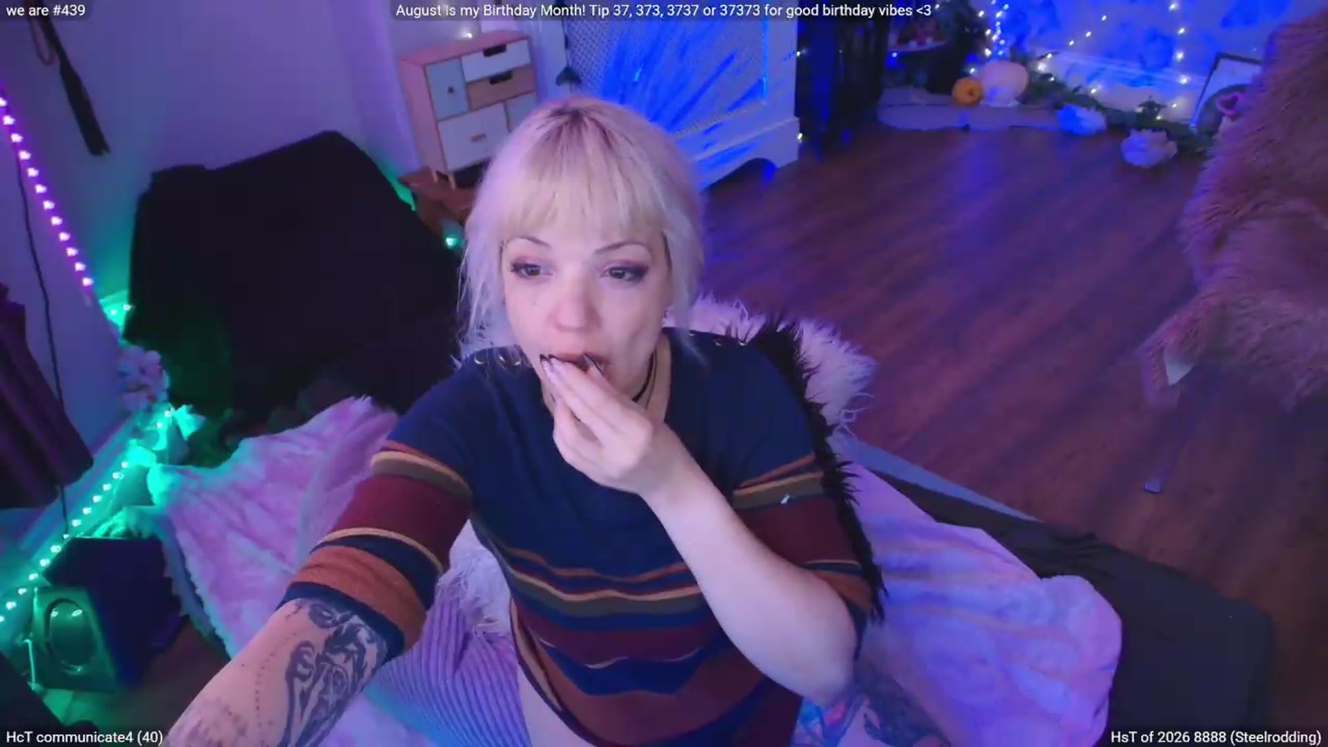 Gallery image thumbnail from LunaWolfie's myfreecams stream on, 08/21/2026, 17:09 image 17 of 20