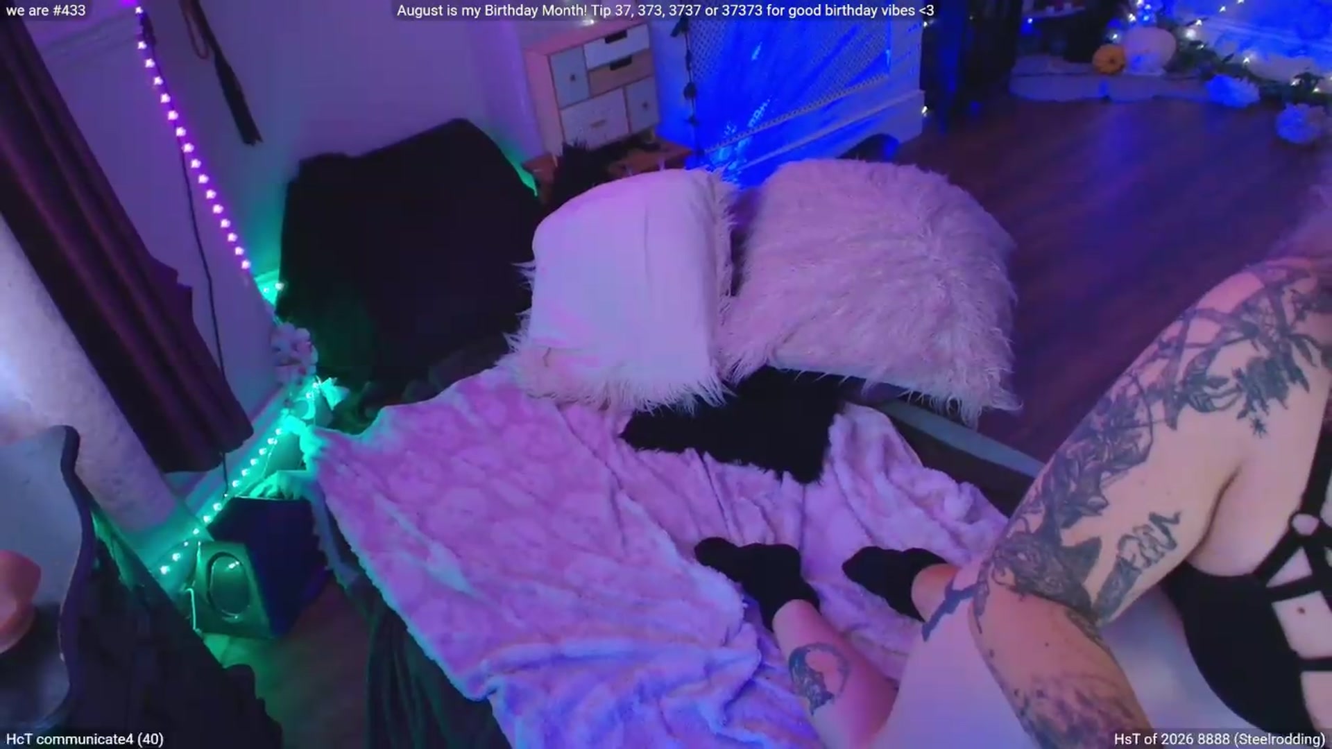 Gallery image thumbnail from LunaWolfie's myfreecams stream on, 08/21/2026, 18:55 image 3 of 20