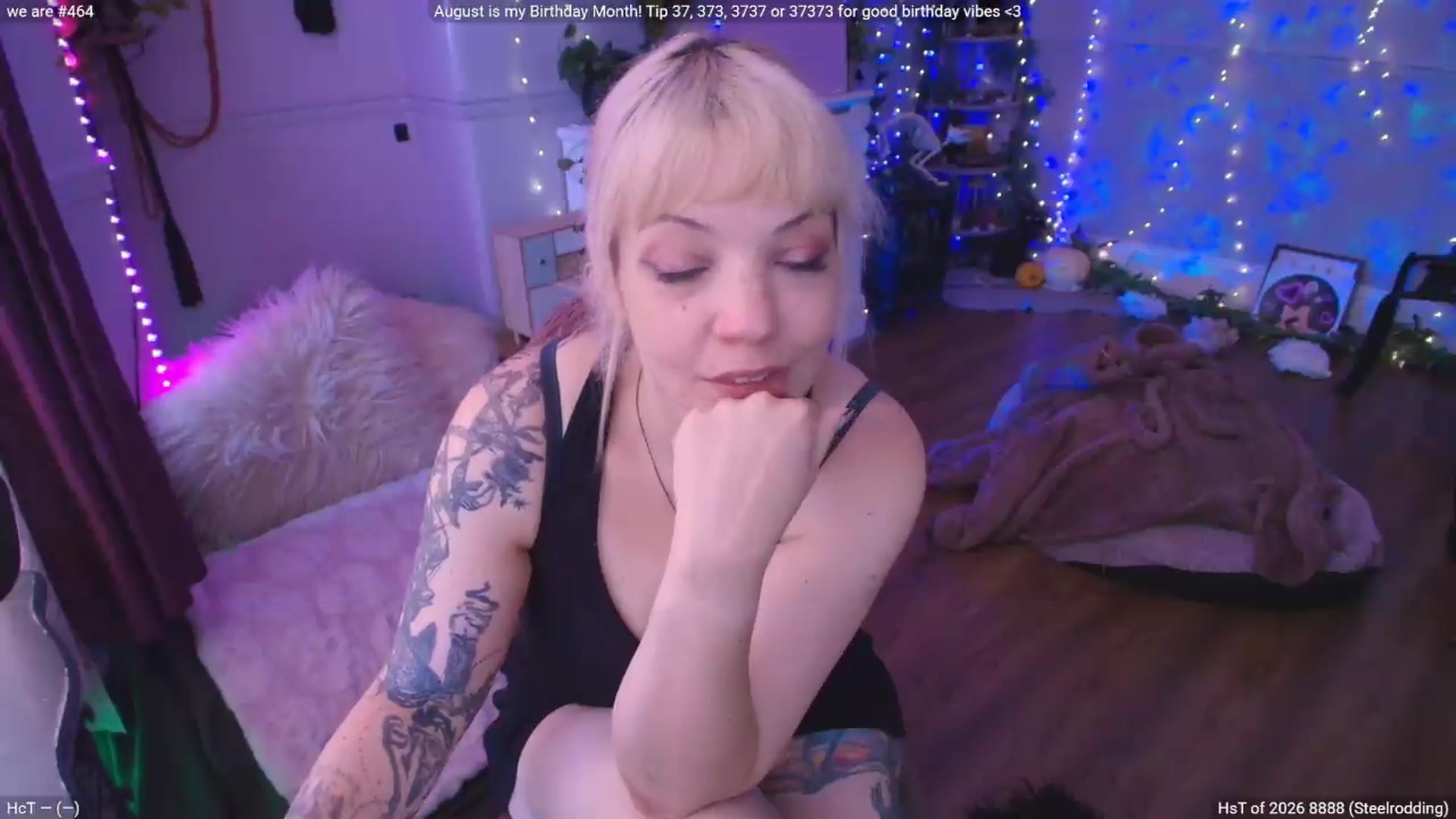 Gallery image thumbnail from LunaWolfie's myfreecams stream on, 08/22/2026, 13:37 image 14 of 20