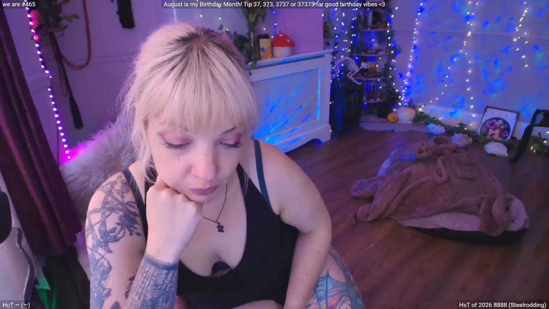 Gallery image thumbnail from LunaWolfie's myfreecams stream on, 08/22/2026, 14:49 image 14 of 20