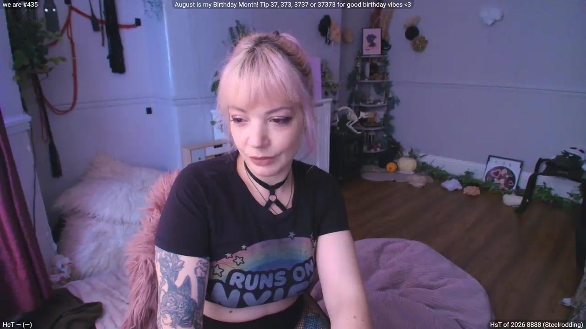 Gallery image thumbnail from LunaWolfie's myfreecams stream on, 08/27/2026, 12:17 image 13 of 20