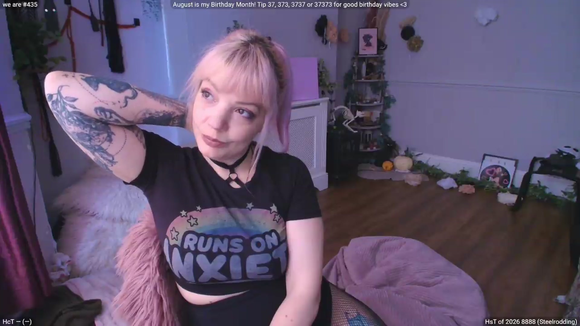 Gallery image thumbnail from LunaWolfie's myfreecams stream on, 08/27/2026, 12:17 image 18 of 20