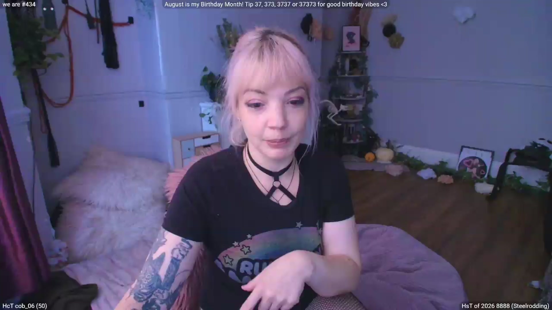 Gallery image thumbnail from LunaWolfie's myfreecams stream on, 08/27/2026, 12:35 image 18 of 20