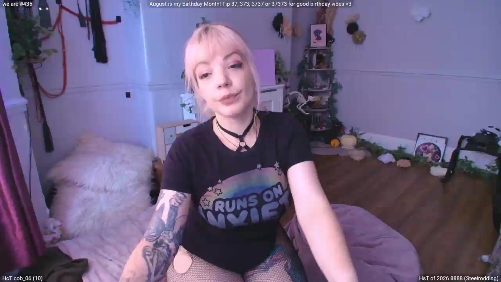 Gallery image thumbnail from LunaWolfie's myfreecams stream on, 08/27/2026, 12:35 image 2 of 20