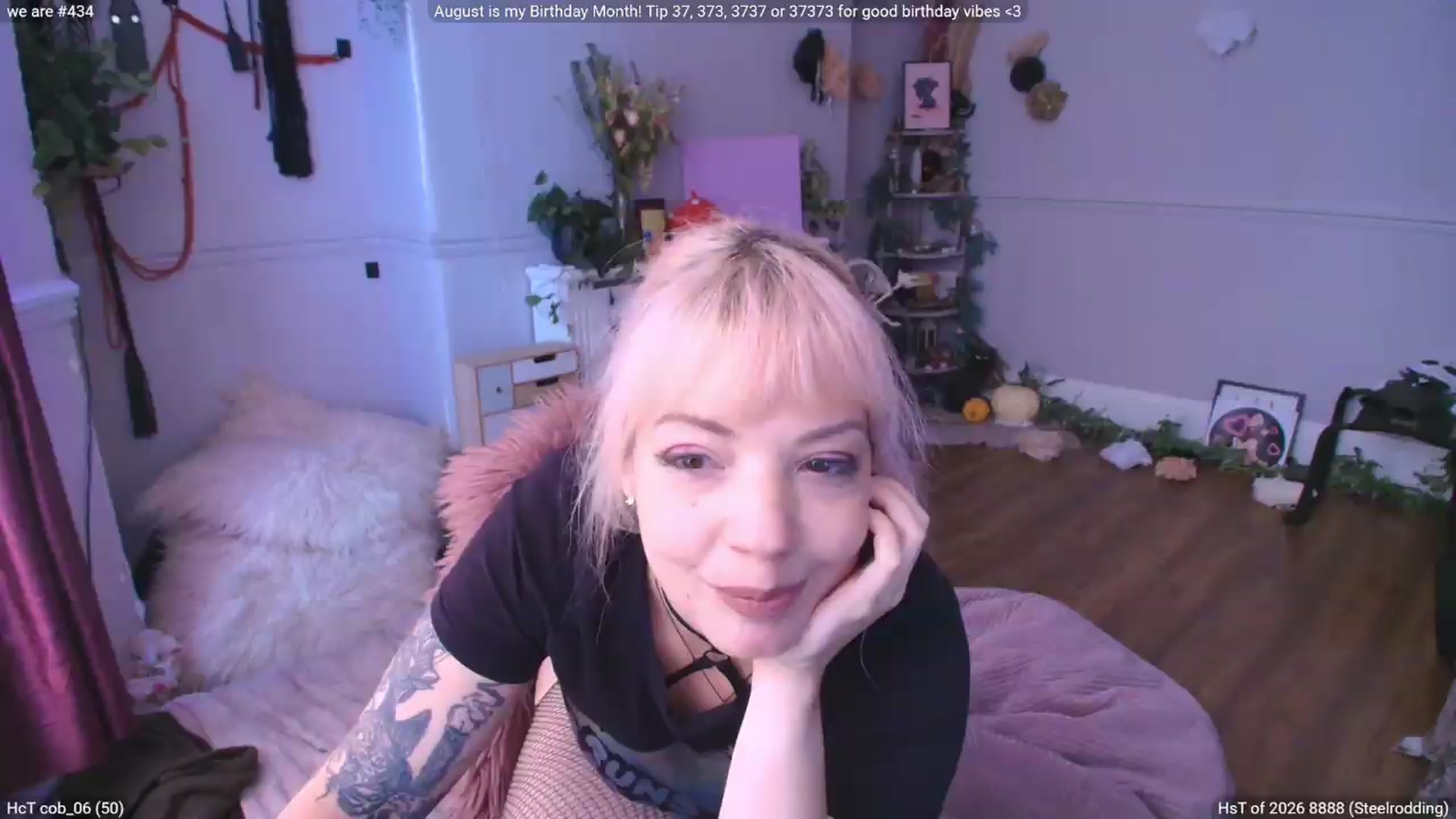 Gallery image thumbnail from LunaWolfie's myfreecams stream on, 08/27/2026, 12:35 image 12 of 20