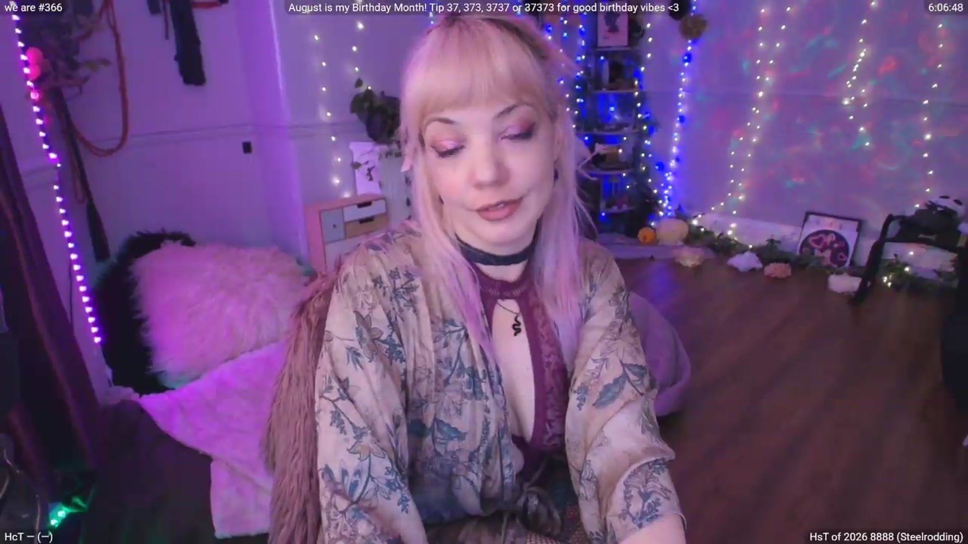 Gallery image thumbnail from LunaWolfie's myfreecams stream on, 08/28/2026, 15:32 image 18 of 20