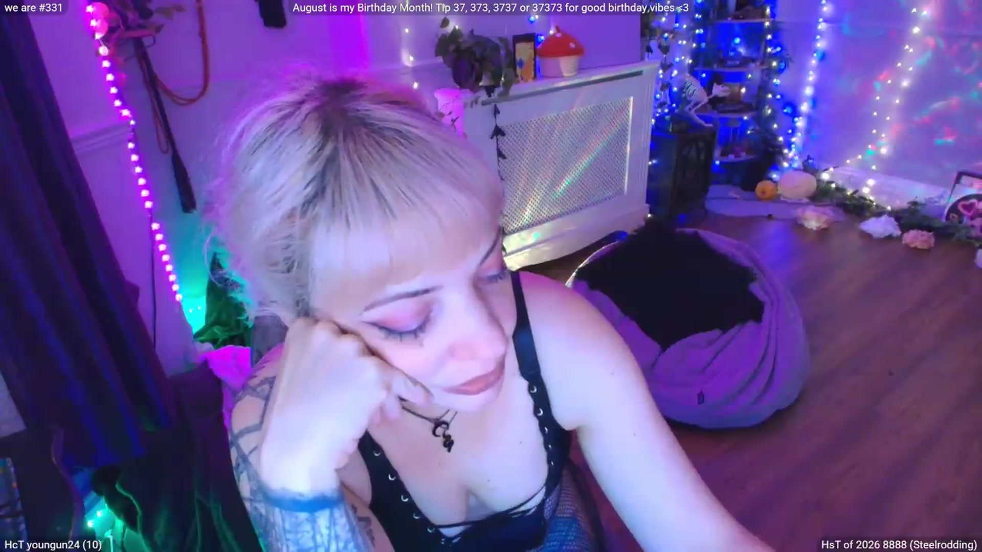 Gallery image thumbnail from LunaWolfie's myfreecams stream on, 08/29/2026, 21:58 image 5 of 20