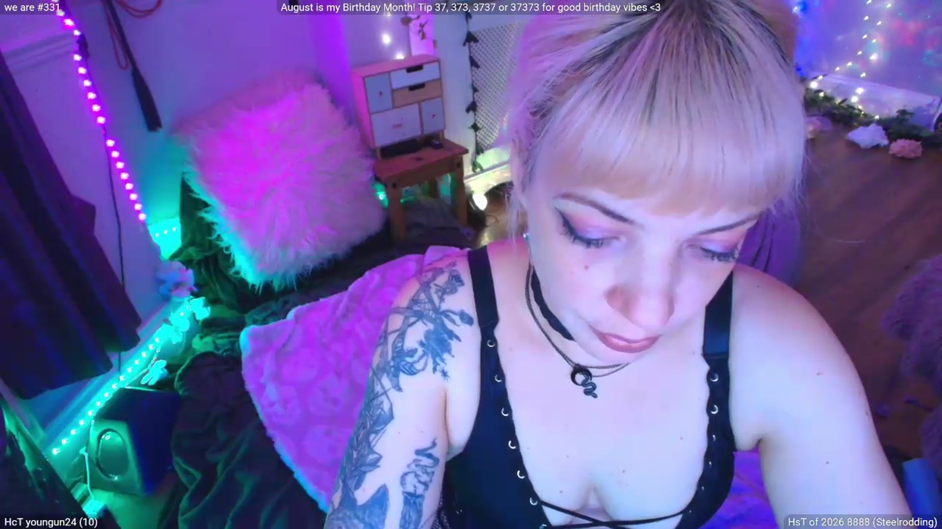 Gallery image thumbnail from LunaWolfie's myfreecams stream on, 08/29/2026, 21:58 image 6 of 20