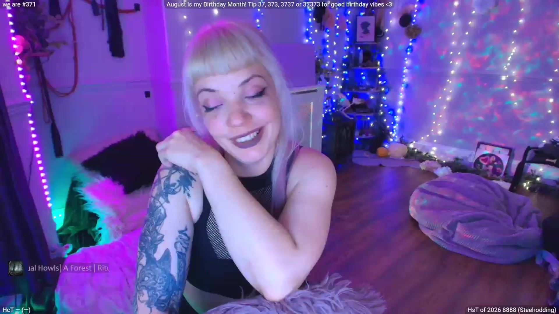 Gallery image thumbnail from LunaWolfie's myfreecams stream on, 08/31/2026, 19:51 image 12 of 20