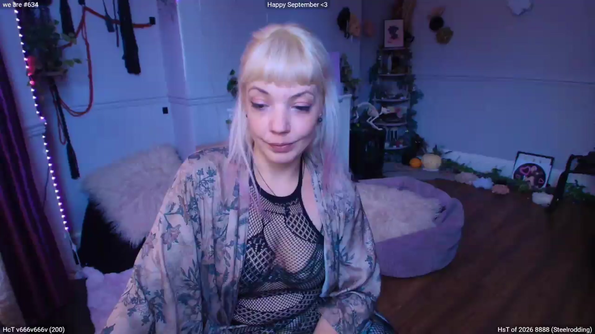 Gallery image thumbnail from LunaWolfie's myfreecams stream on, 09/01/2026, 13:12 image 15 of 20