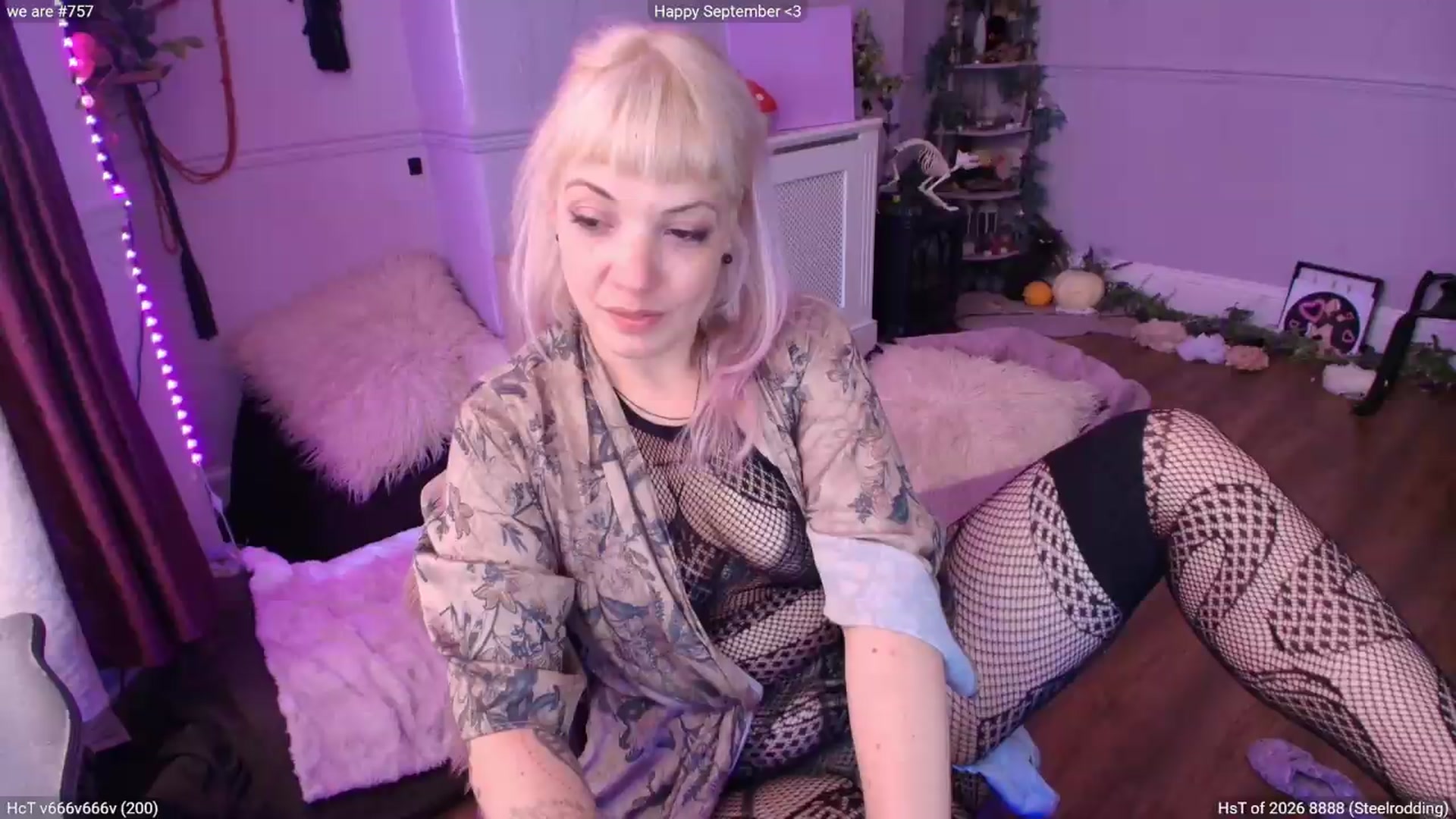 Gallery image thumbnail from LunaWolfie's myfreecams stream on, 09/01/2026, 17:10 image 17 of 20