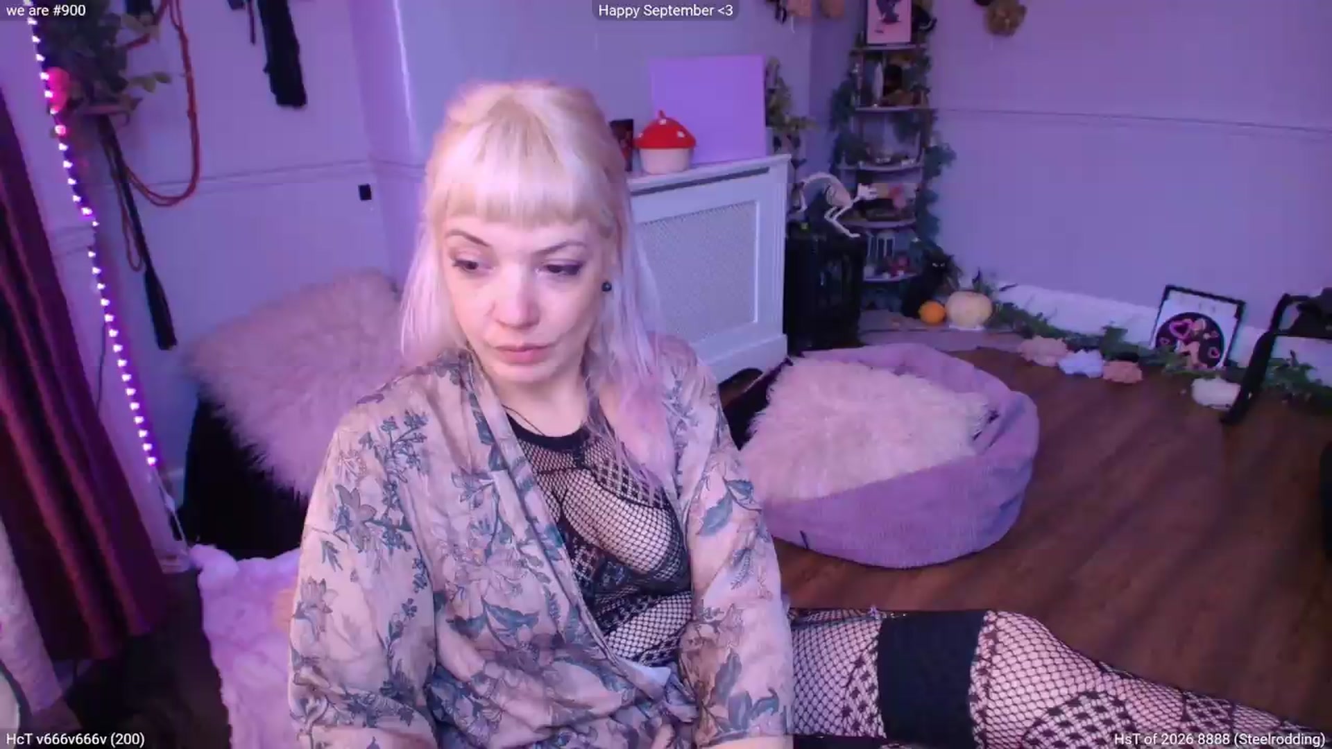 Gallery image thumbnail from LunaWolfie's myfreecams stream on, 09/01/2026, 17:10 image 2 of 20