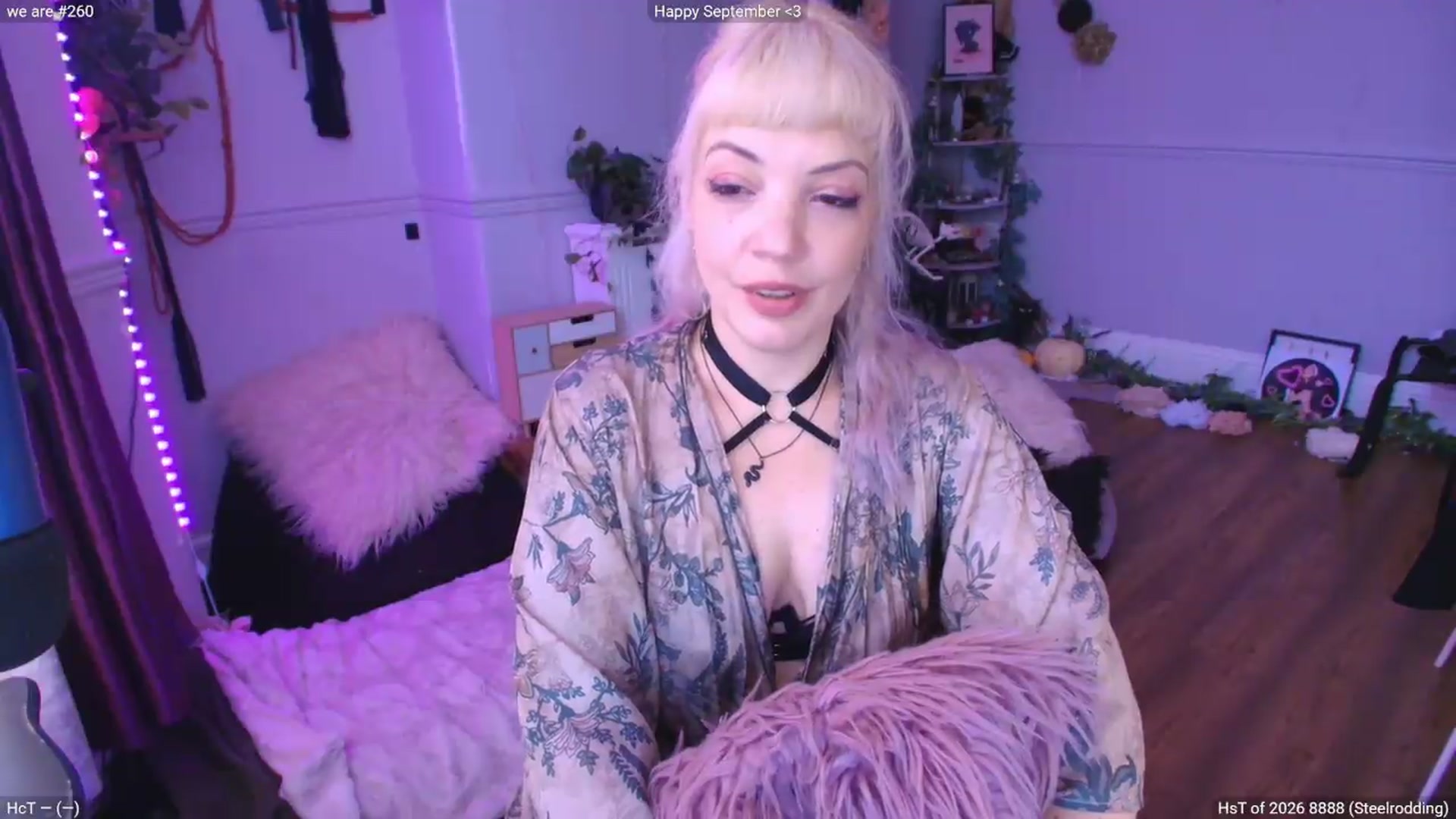Gallery image thumbnail from LunaWolfie's myfreecams stream on, 09/03/2026, 18:39 image 2 of 20
