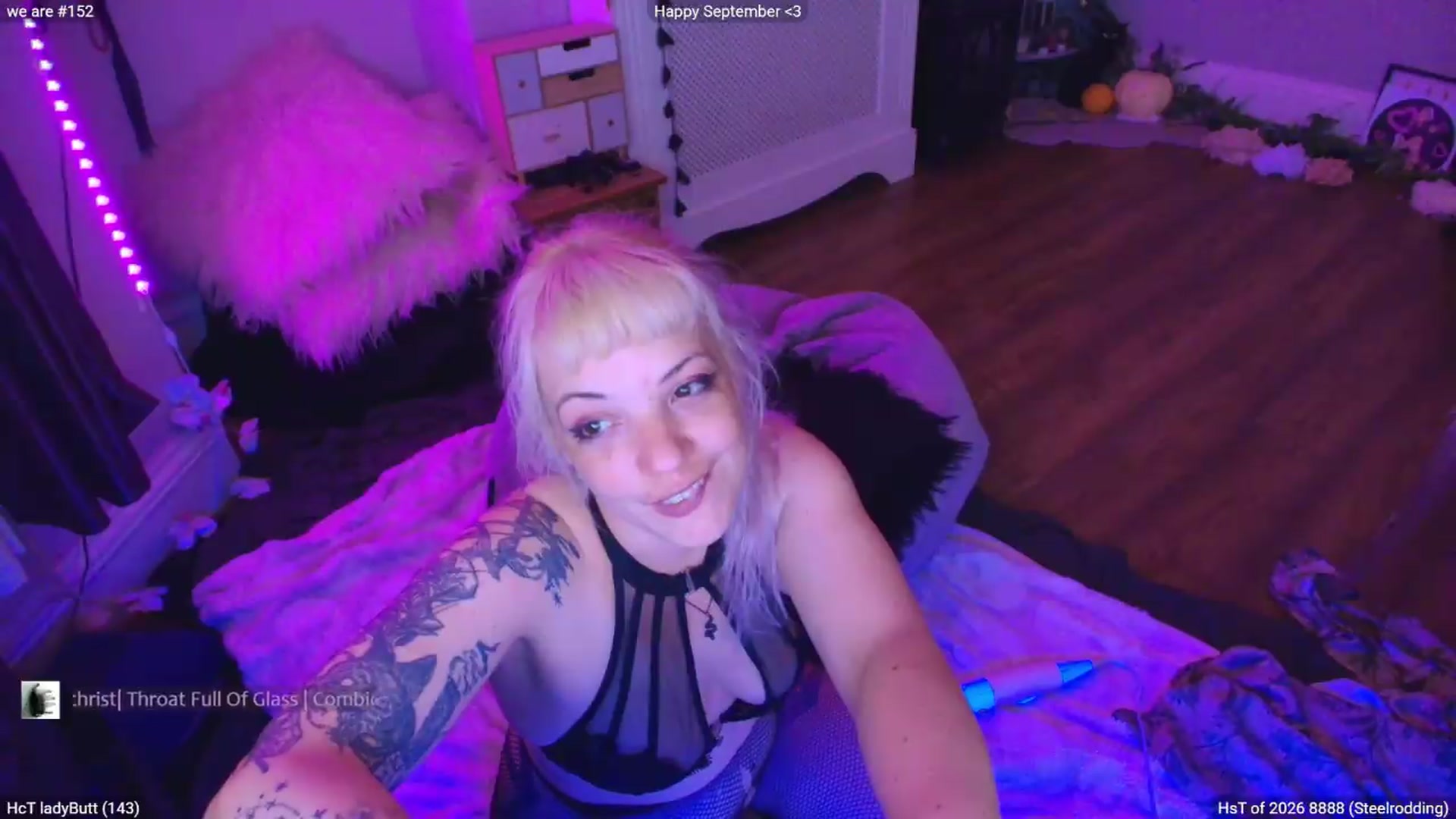 Gallery image thumbnail from LunaWolfie's myfreecams stream on, 09/04/2026, 24:18 image 19 of 20